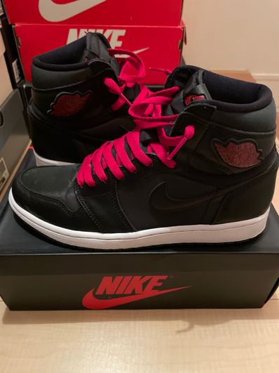 Nike Air Jordan 1 Retro High OG "Black/Metallic Silver/Gym Red"