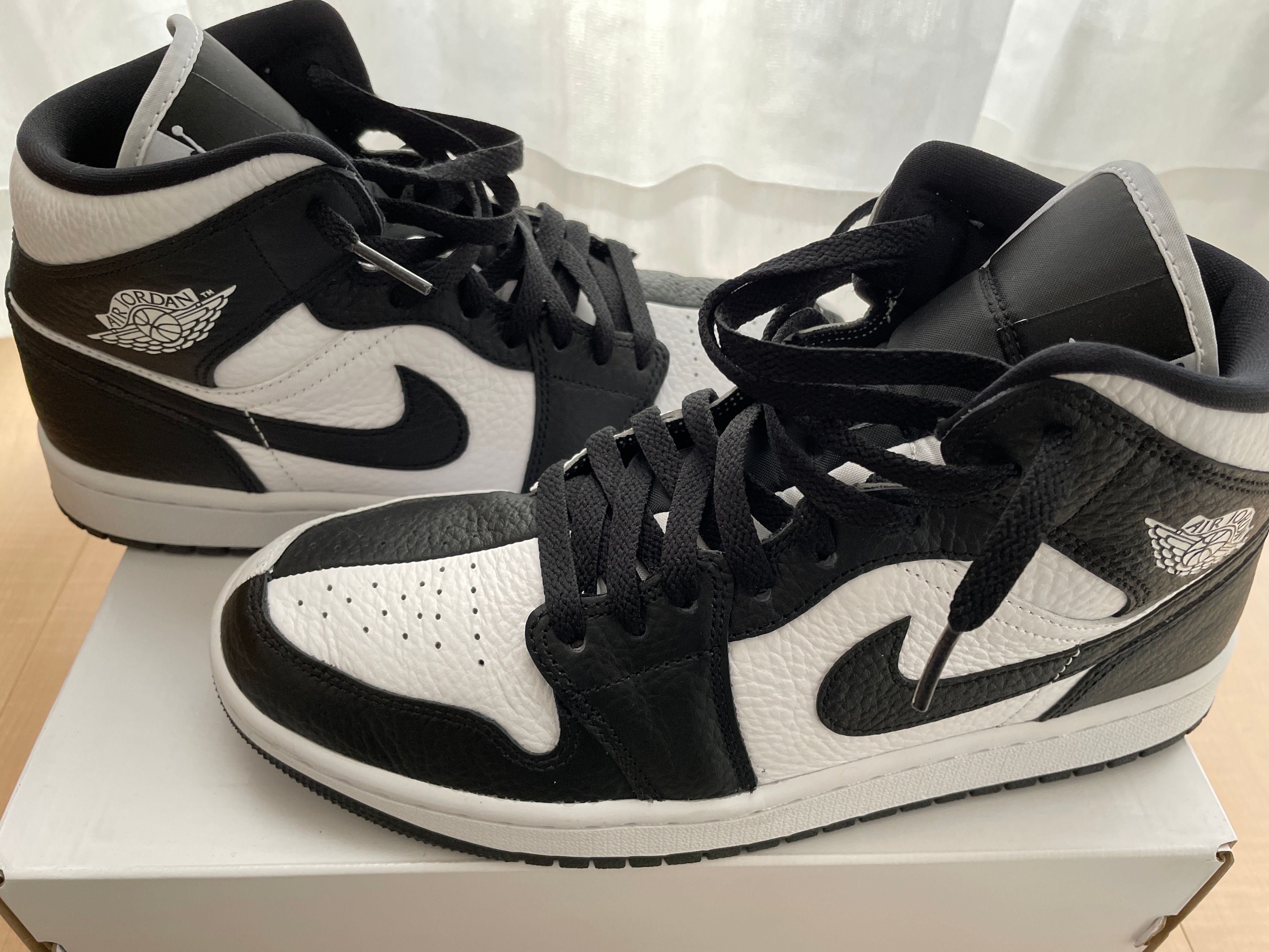 Nike Women's Air Jordan 1 Mid "Homage"