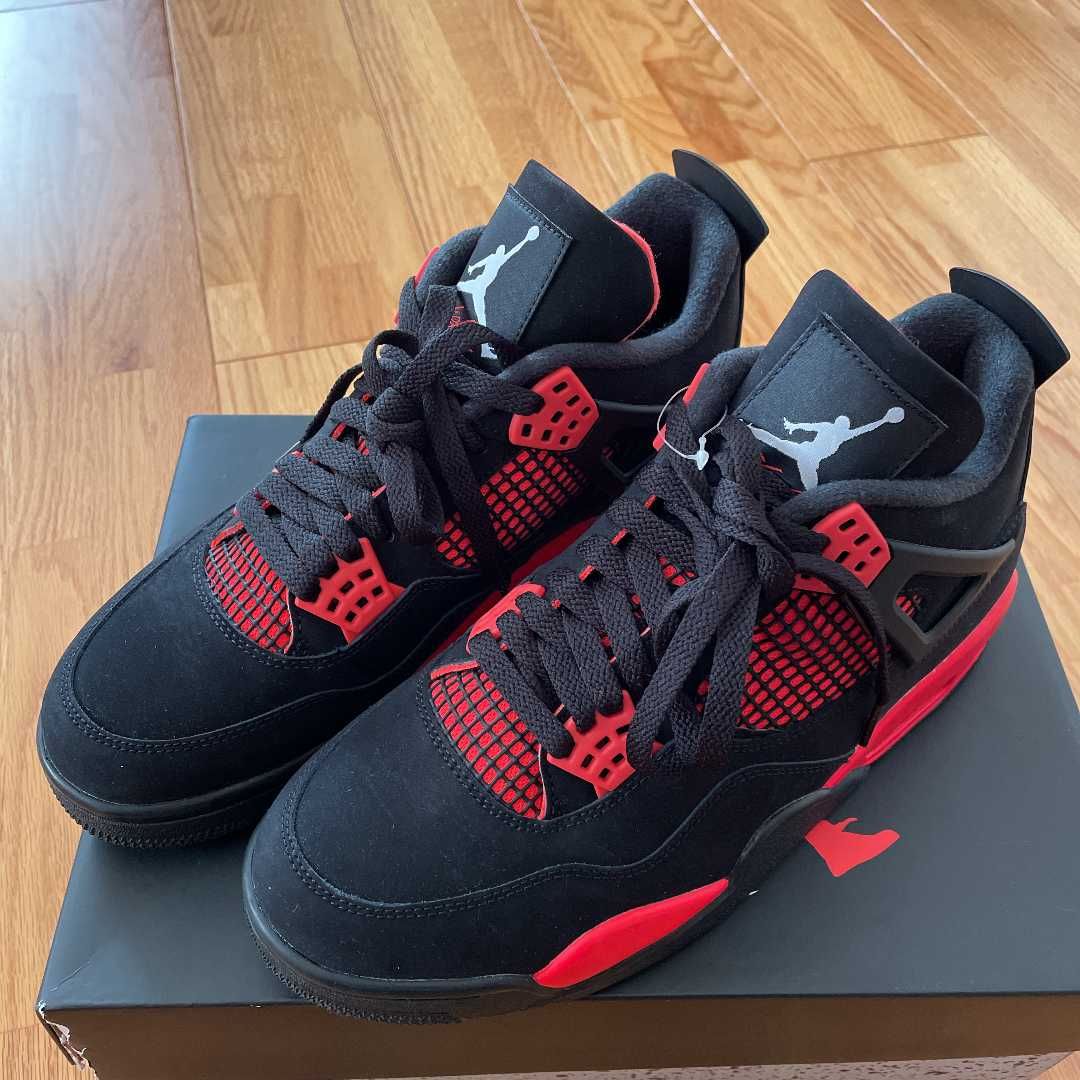 Nike Air Jordan 4 "Red Thunder/Crimson"