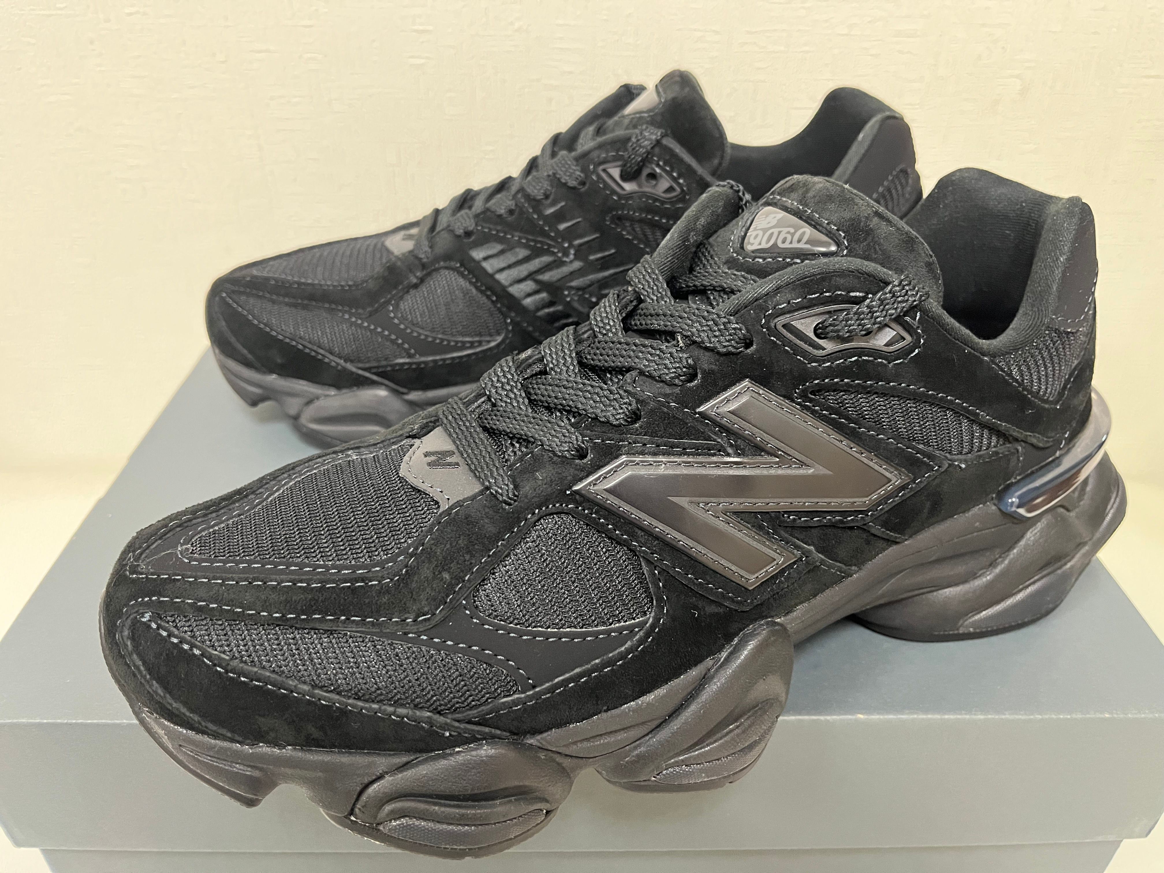 New Balance 9060 "Triple Black"
