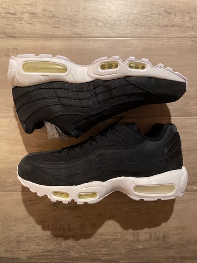 Stussy × Nike Air Max 95 "Black" (2015)