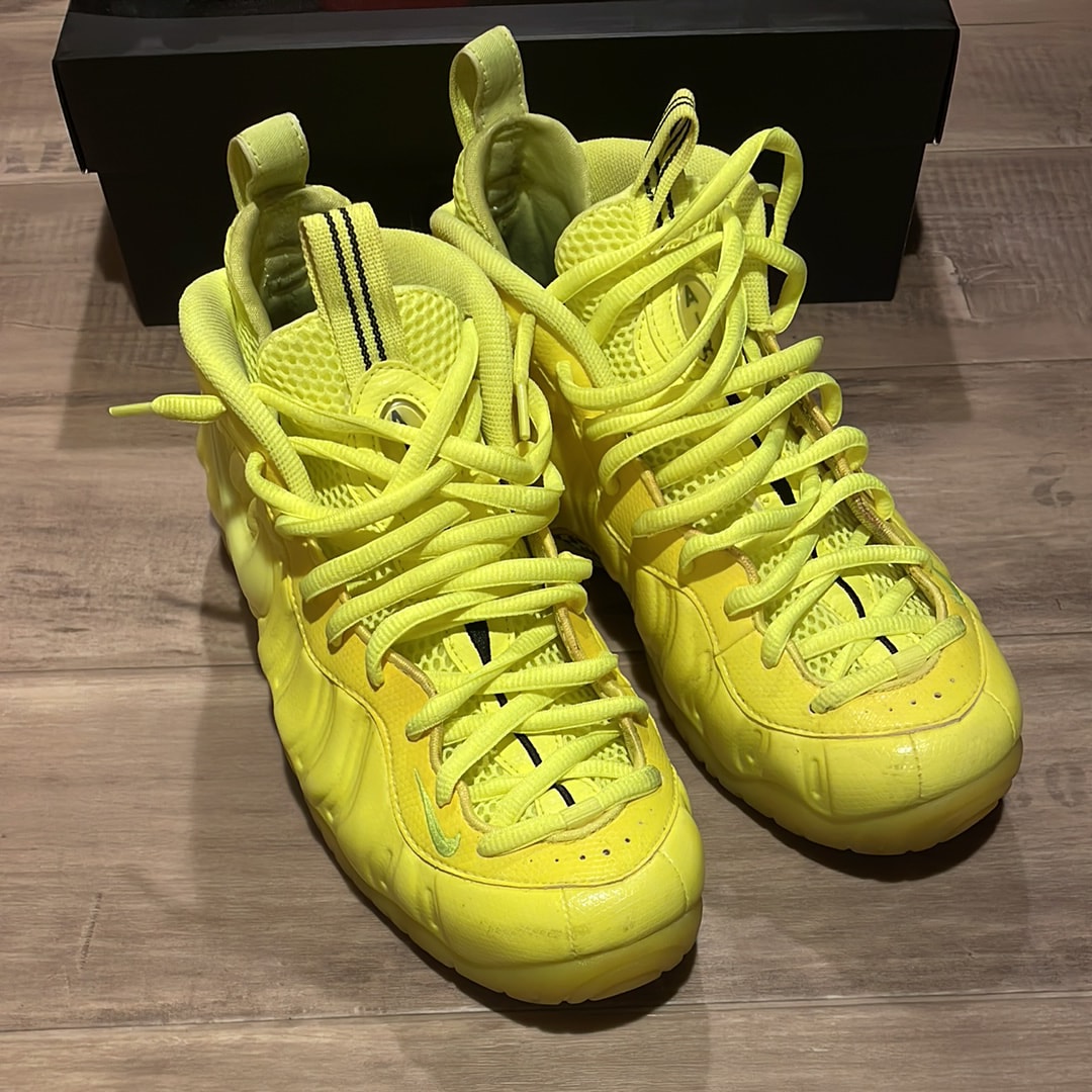 Nike Air Foamposite Pro "Volt" (2014)