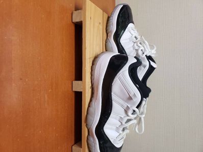NIKE AIR JORDAN 11 LOW EASTER