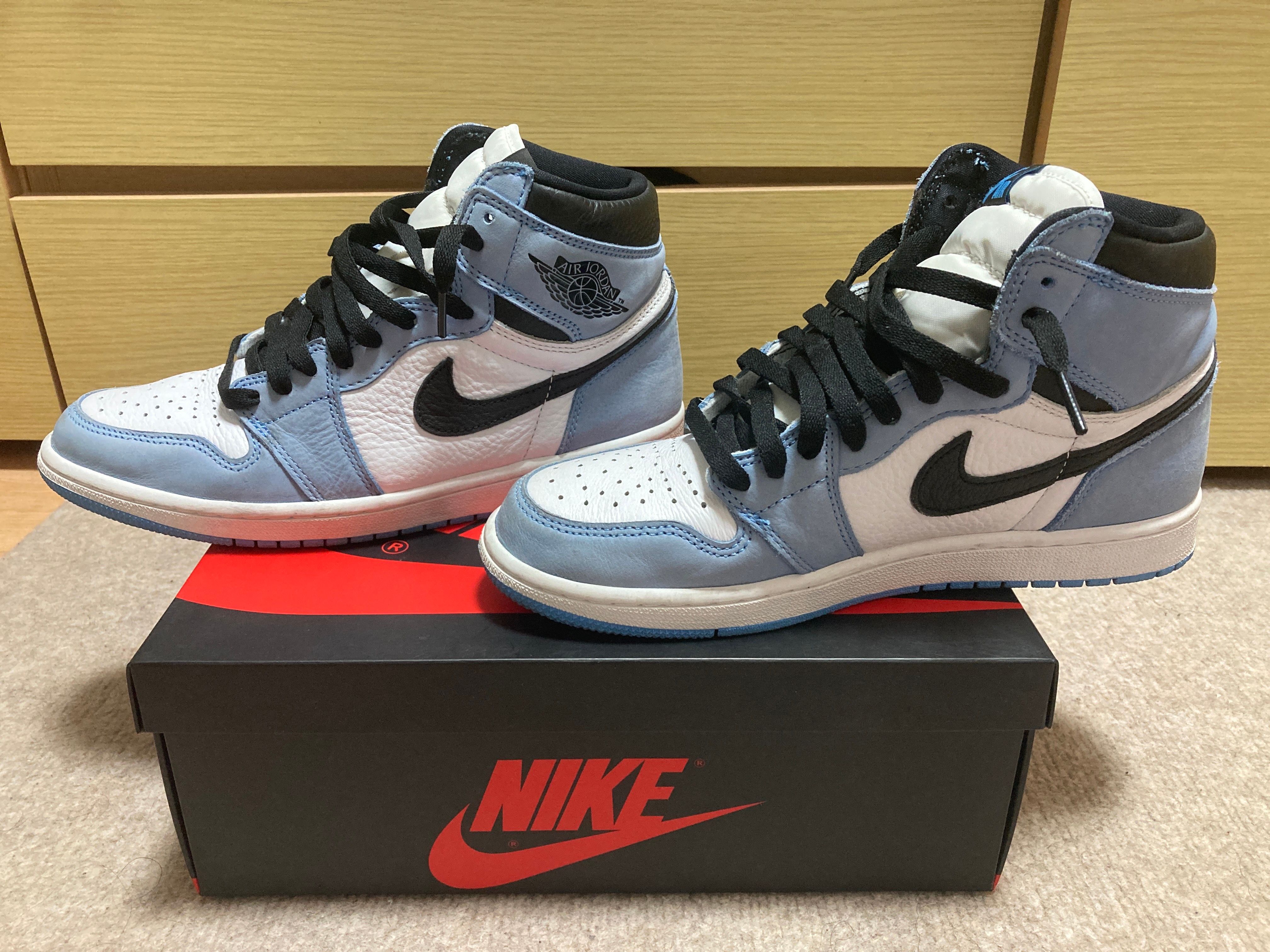 Nike Air Jordan 1 High OG "University Blue"