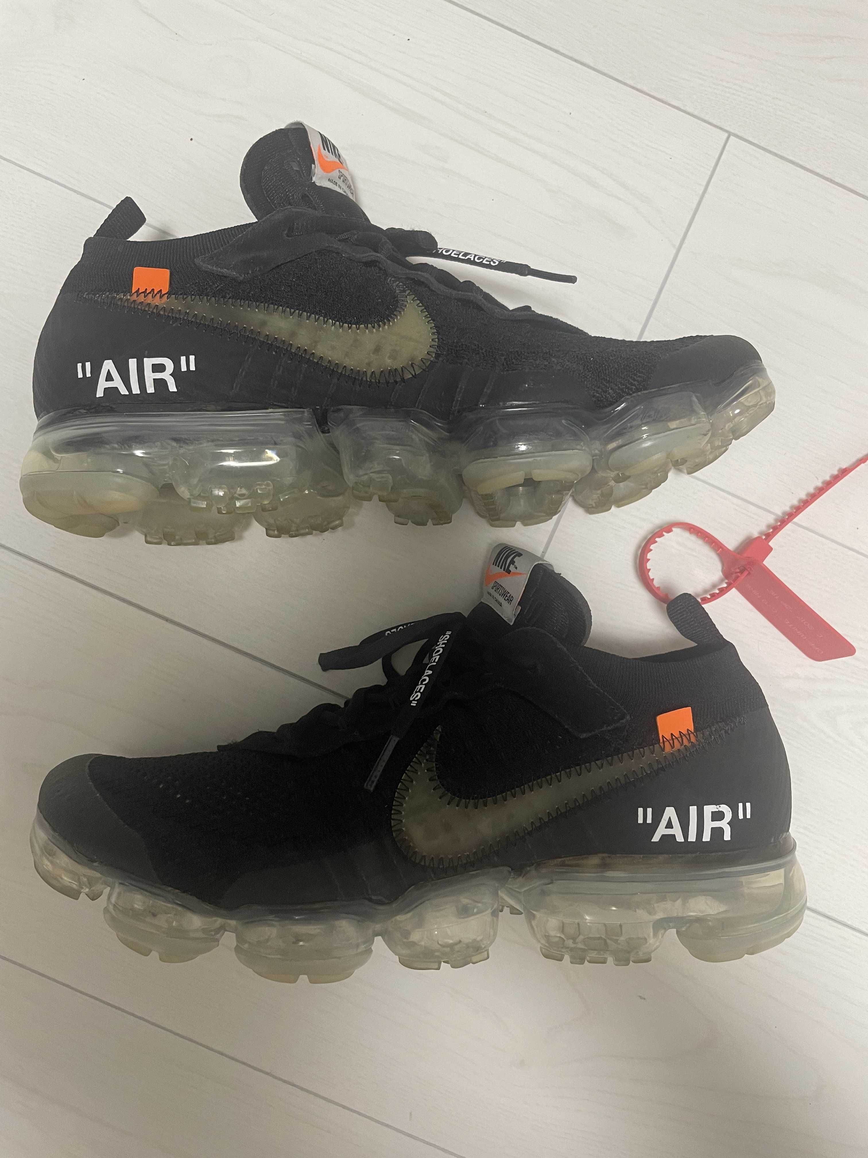 Off-White × Nike Air Vapormax "Black/Total Orange/Clear"