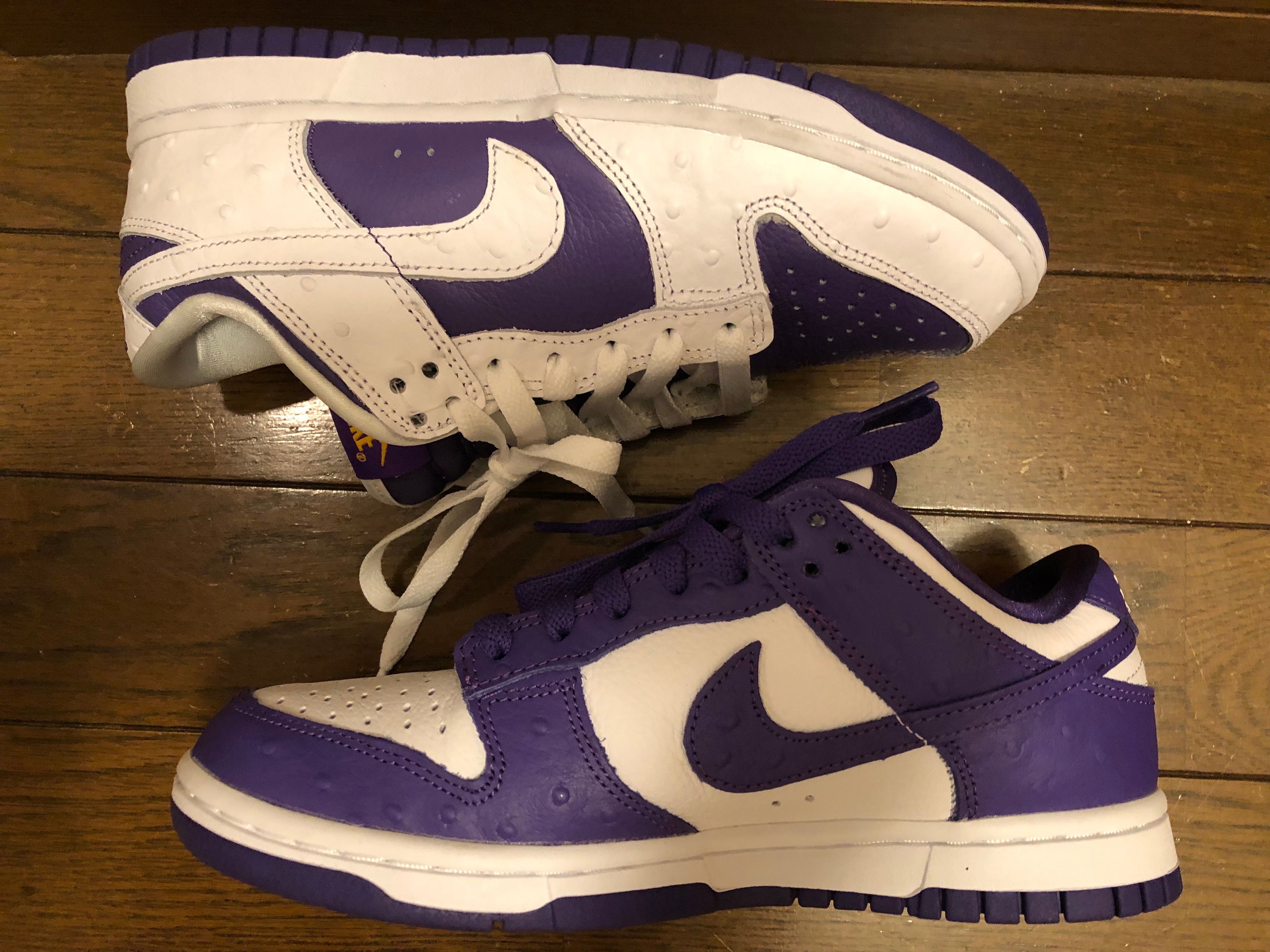 Nike Women's Dunk Low "Made You Look"