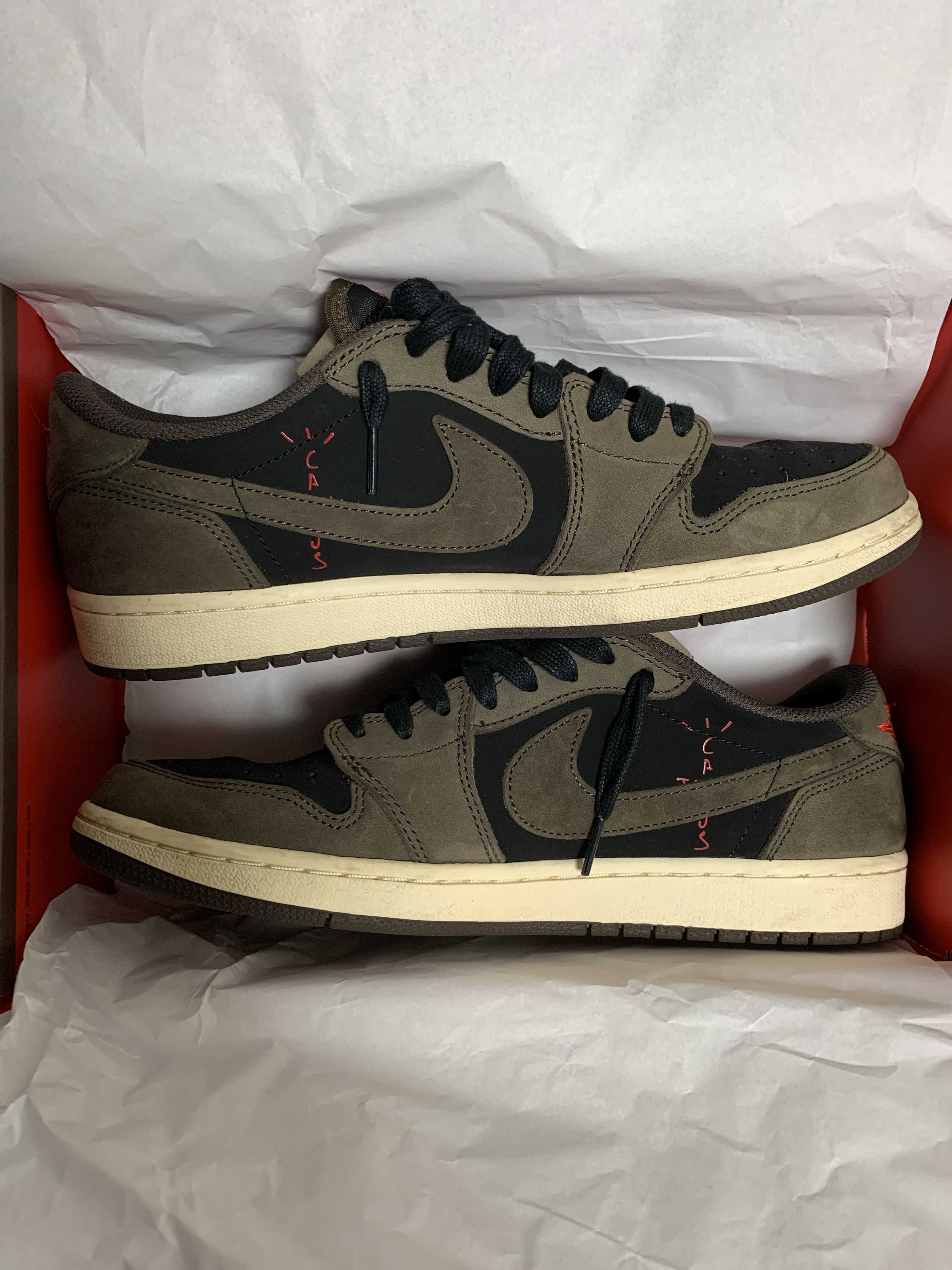 Travis Scott × Nike Air Jordan 1 Low OG SP-T "Black/Dark Mocha"