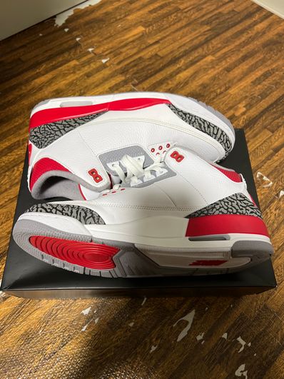 Nike Air Jordan 3 Retro OG "Fire Red" (2022)