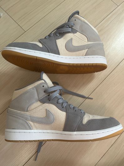 Nike Air Jordan 1 Mid SE "Coconut Milk/Particle Grey"