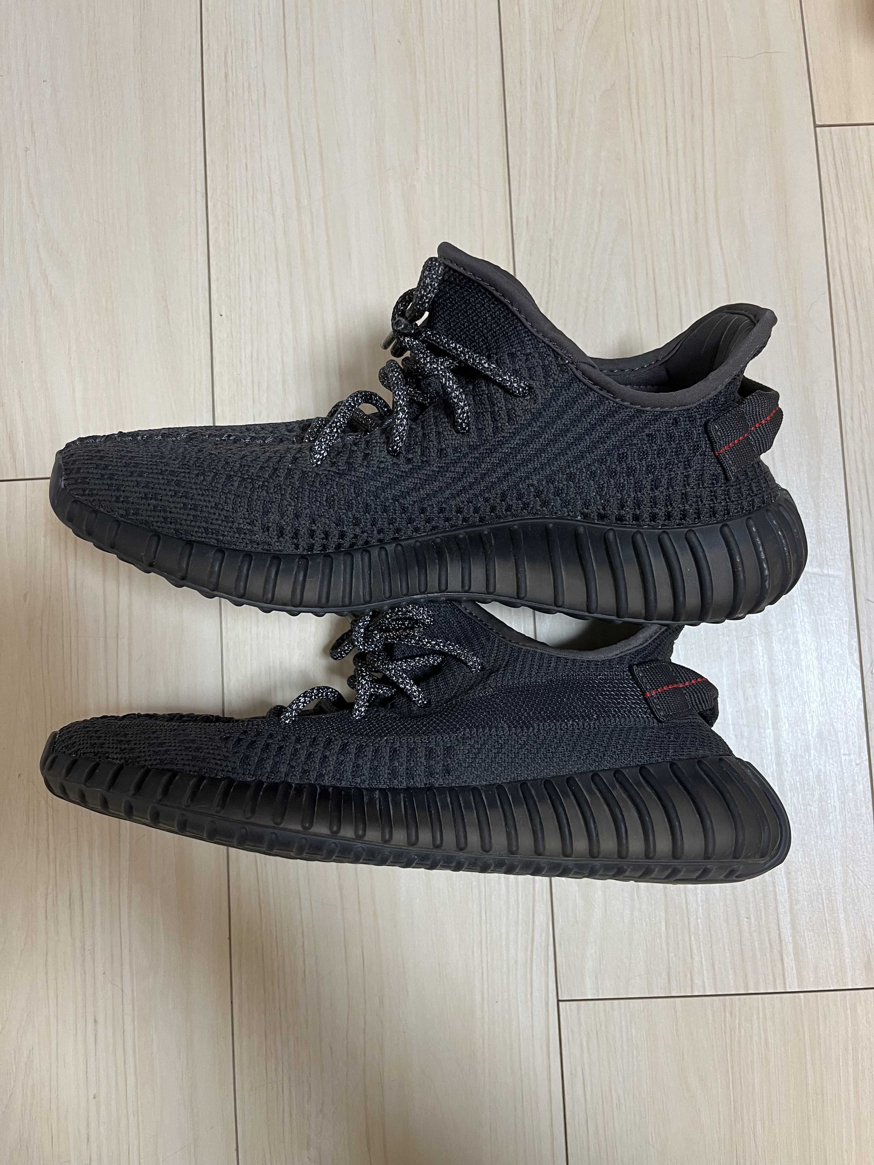 adidas YEEZY Boost 350 V2 "Black"