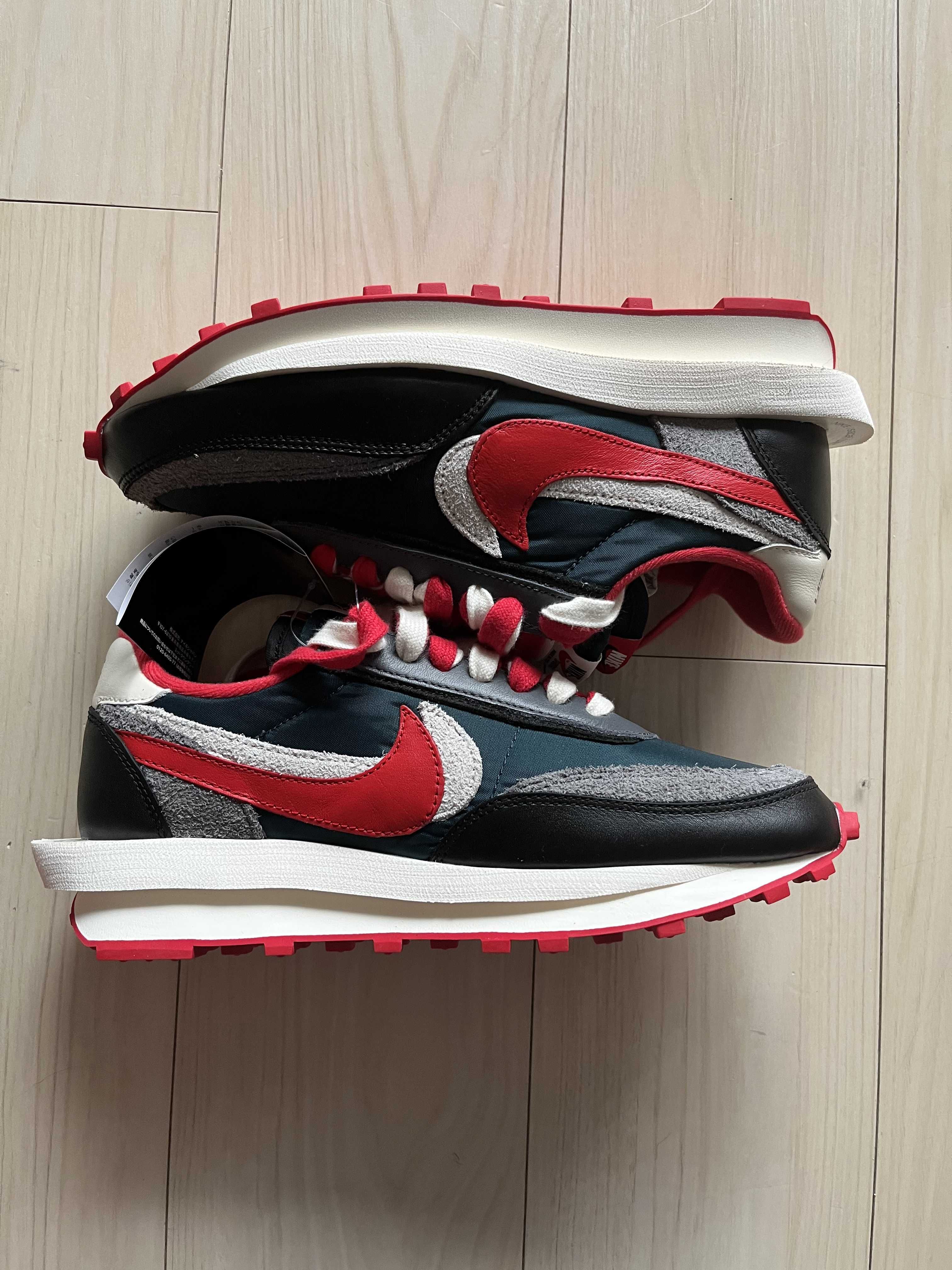 UNDERCOVER × sacai × Nike LD Waffle "Midnight Spruce/Pale Ivory-Dark Grey-University Red"
