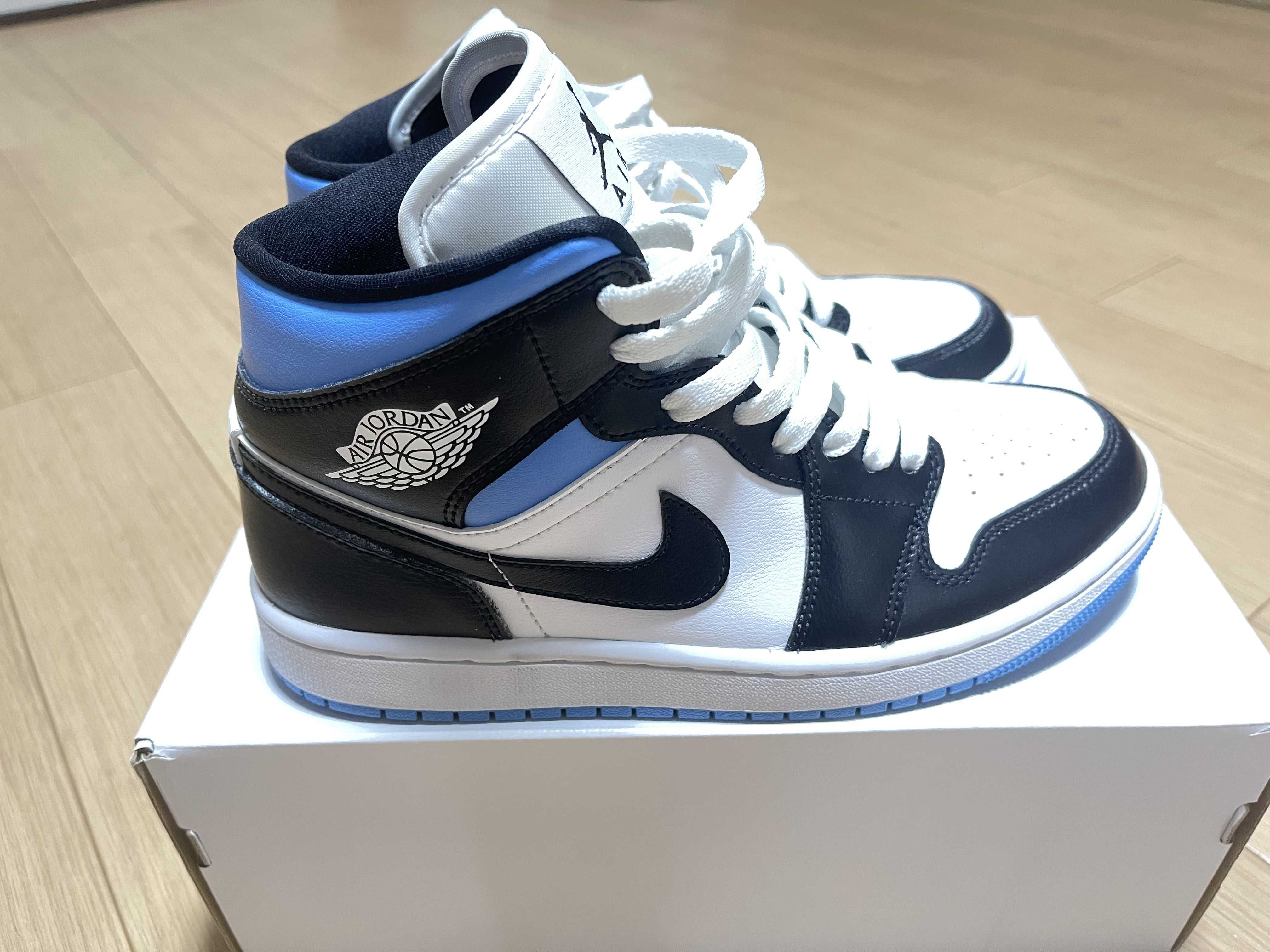 Nike Women's Air Jordan 1 Mid "Black/University Blue"