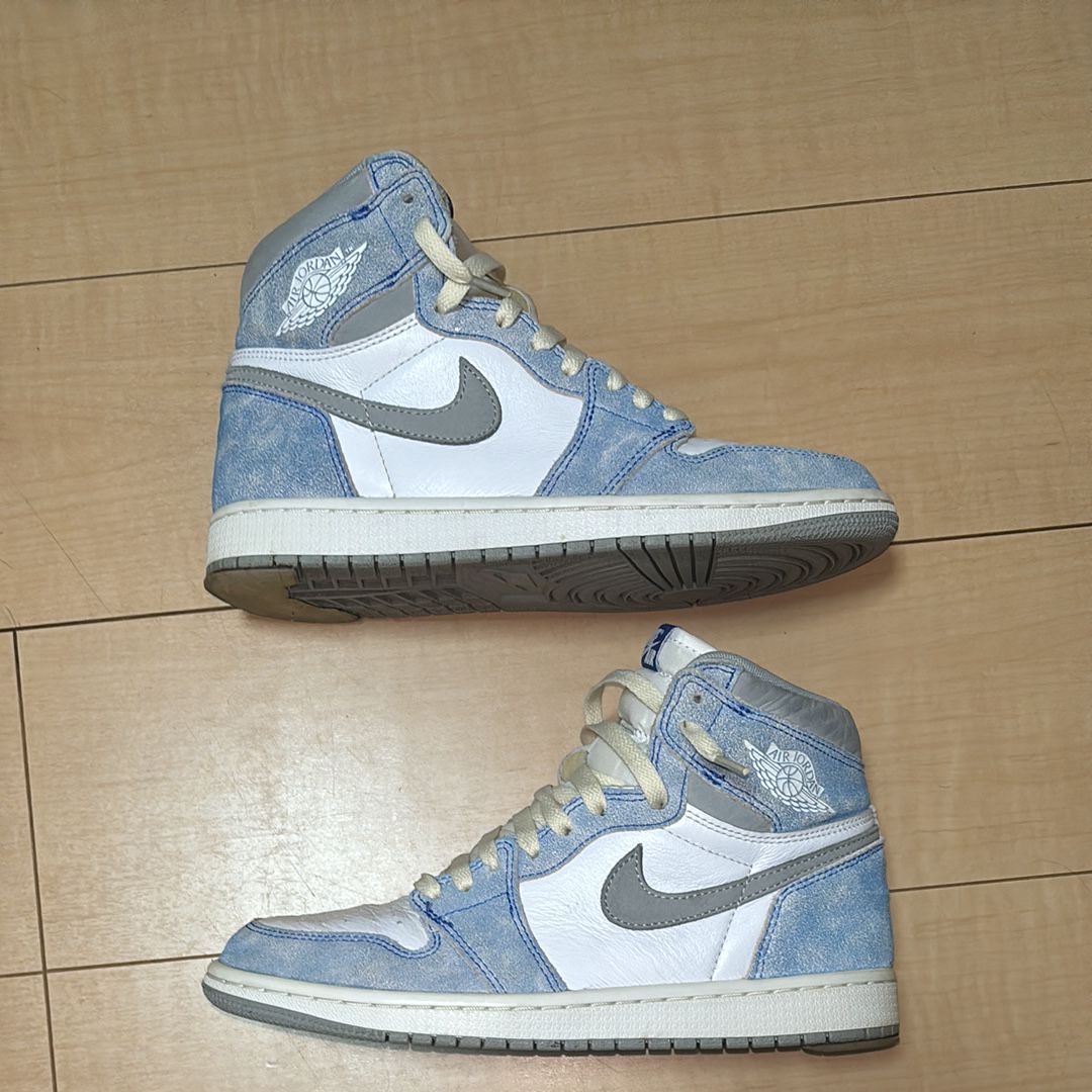 Nike Air Jordan 1 High OG "Hyper Royal"