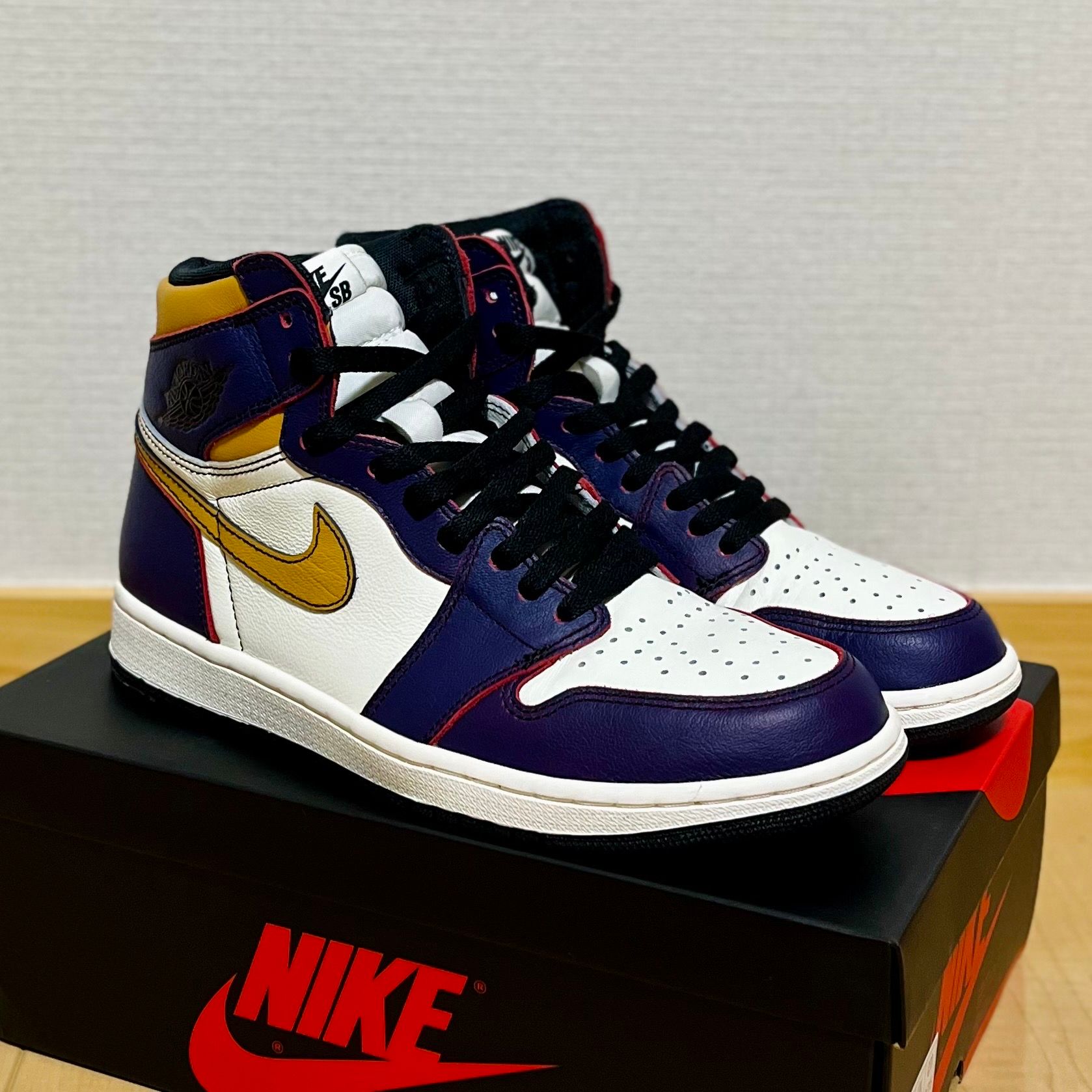 Nike SB × Air Jordan 1 Retro High "La To Chicago"  