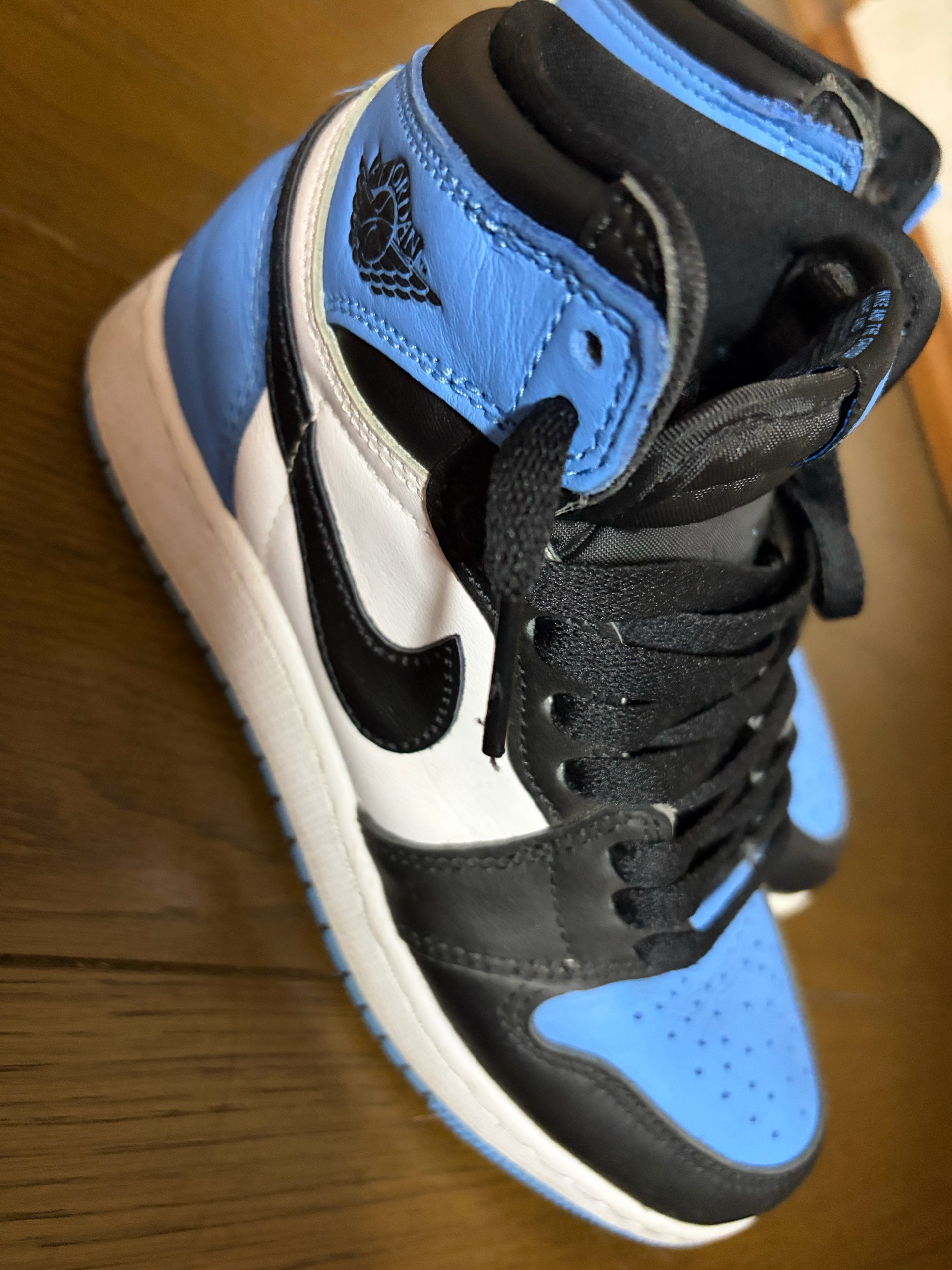 Nike GS Air Jordan 1 Retro High OG "University Blue/UNC Toe"