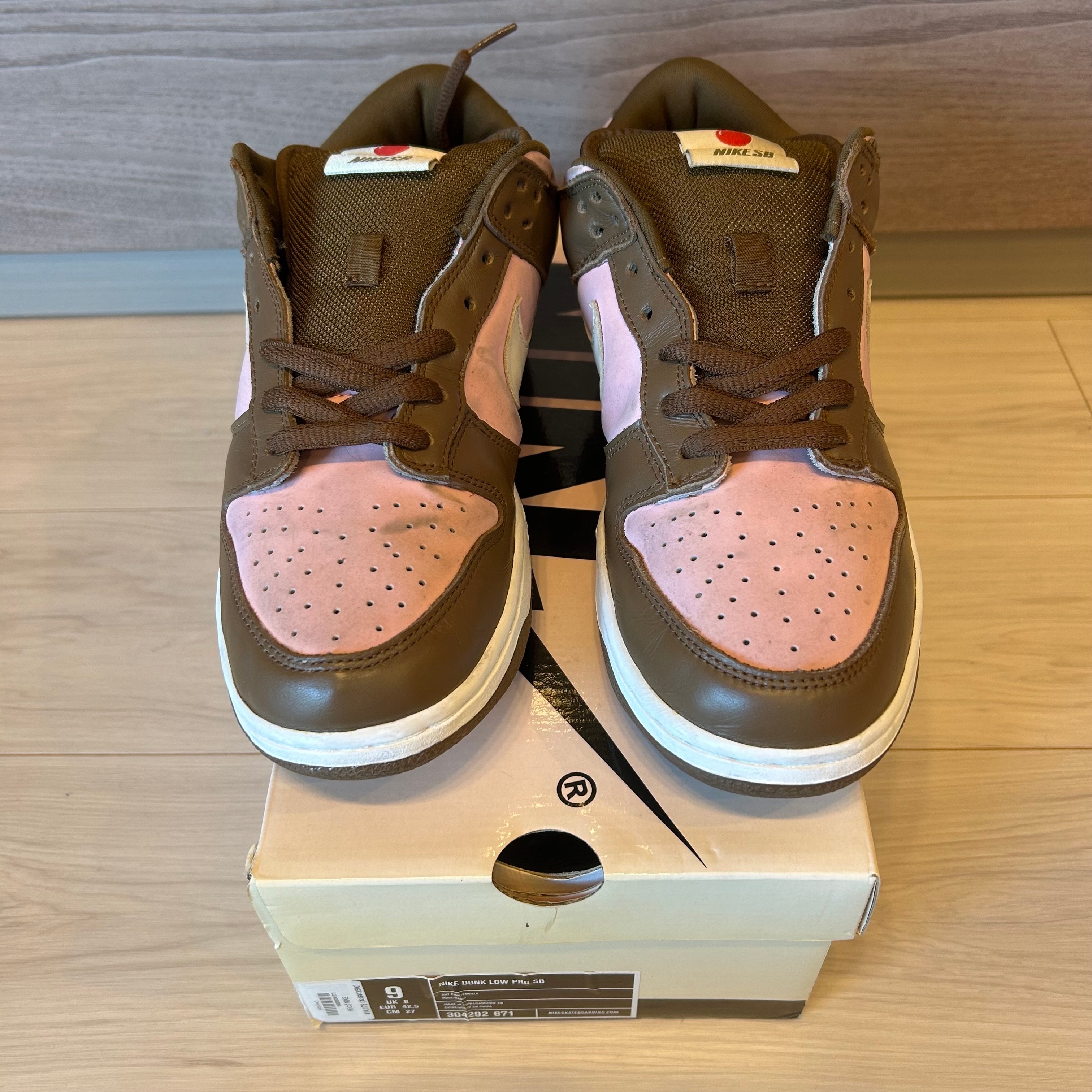 ステューシー × ナイキ SB ダンク ロー "チェリー"