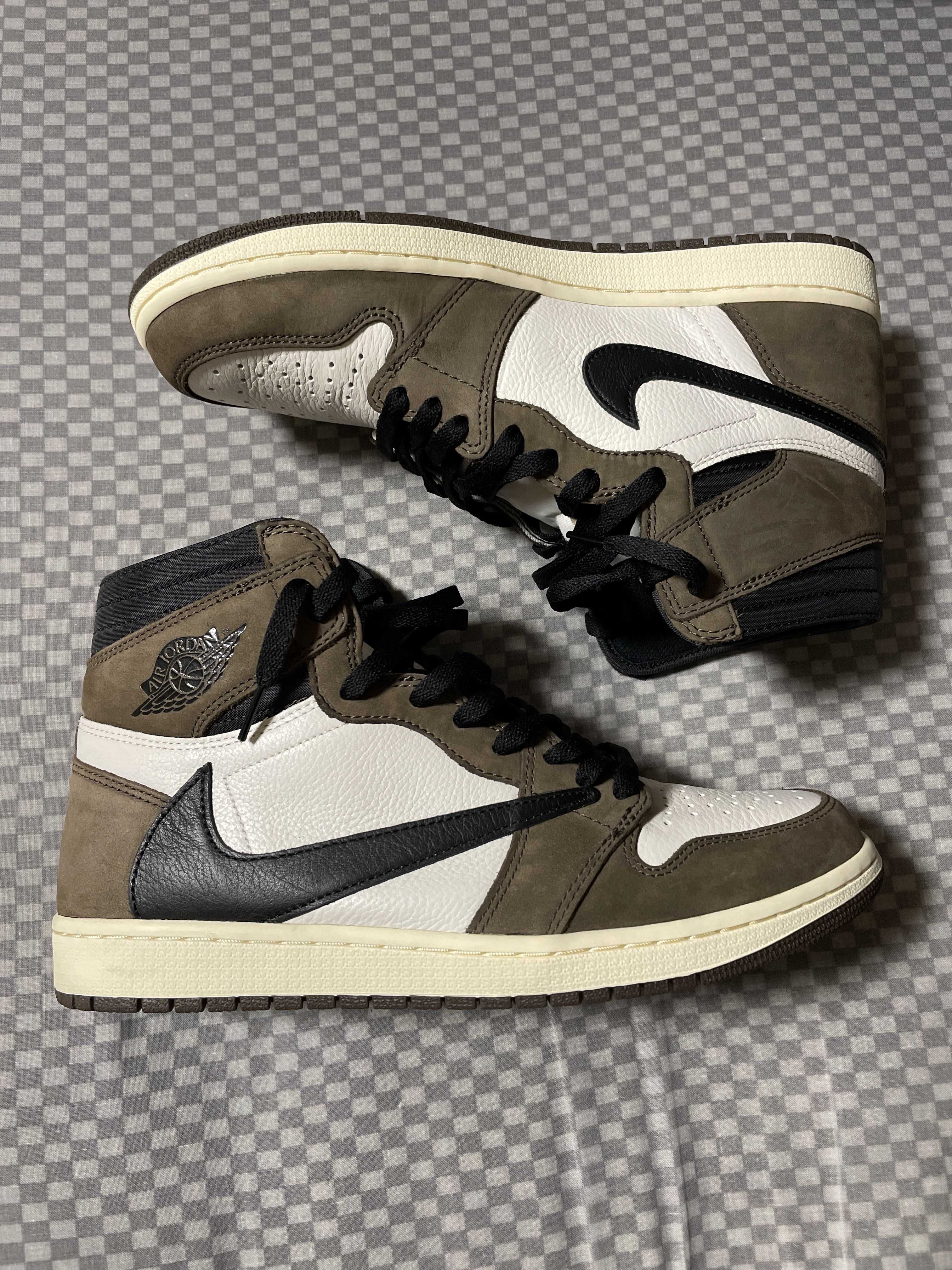 Travis Scott × Nike Air Jordan 1 Retro High OG TS SP "Sail/Dark Mocha"