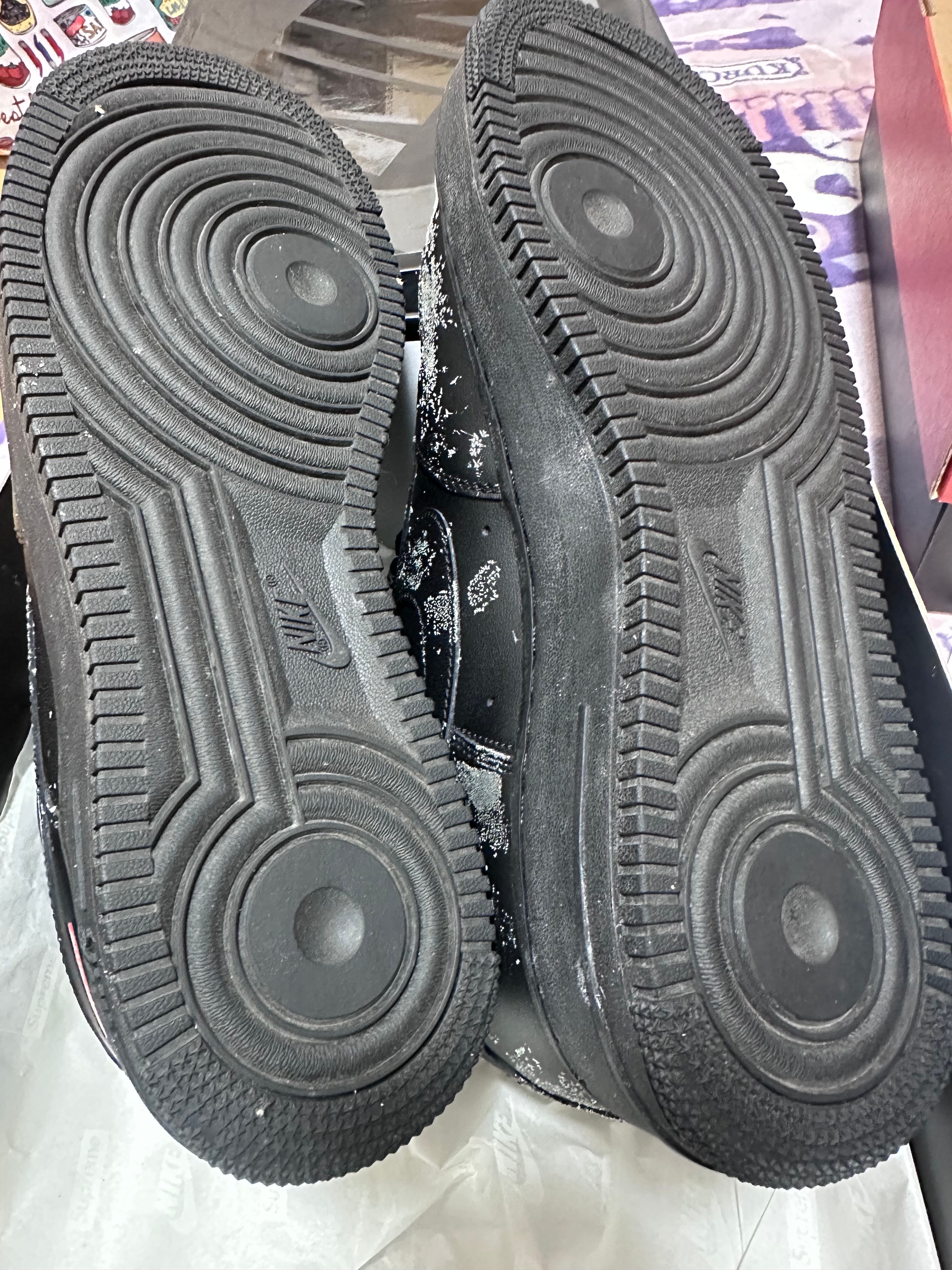 Supreme × Nike Air Force 1 Low "Black"