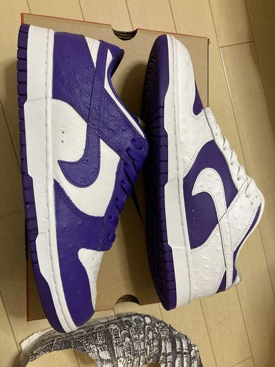 Nike Women's Dunk Low "Made You Look"