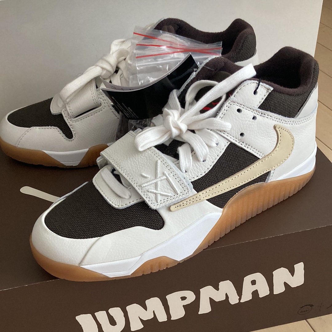 Travis Scott × Nike Jordan Jumpman Jack TR "Sail and Dark Mocha"