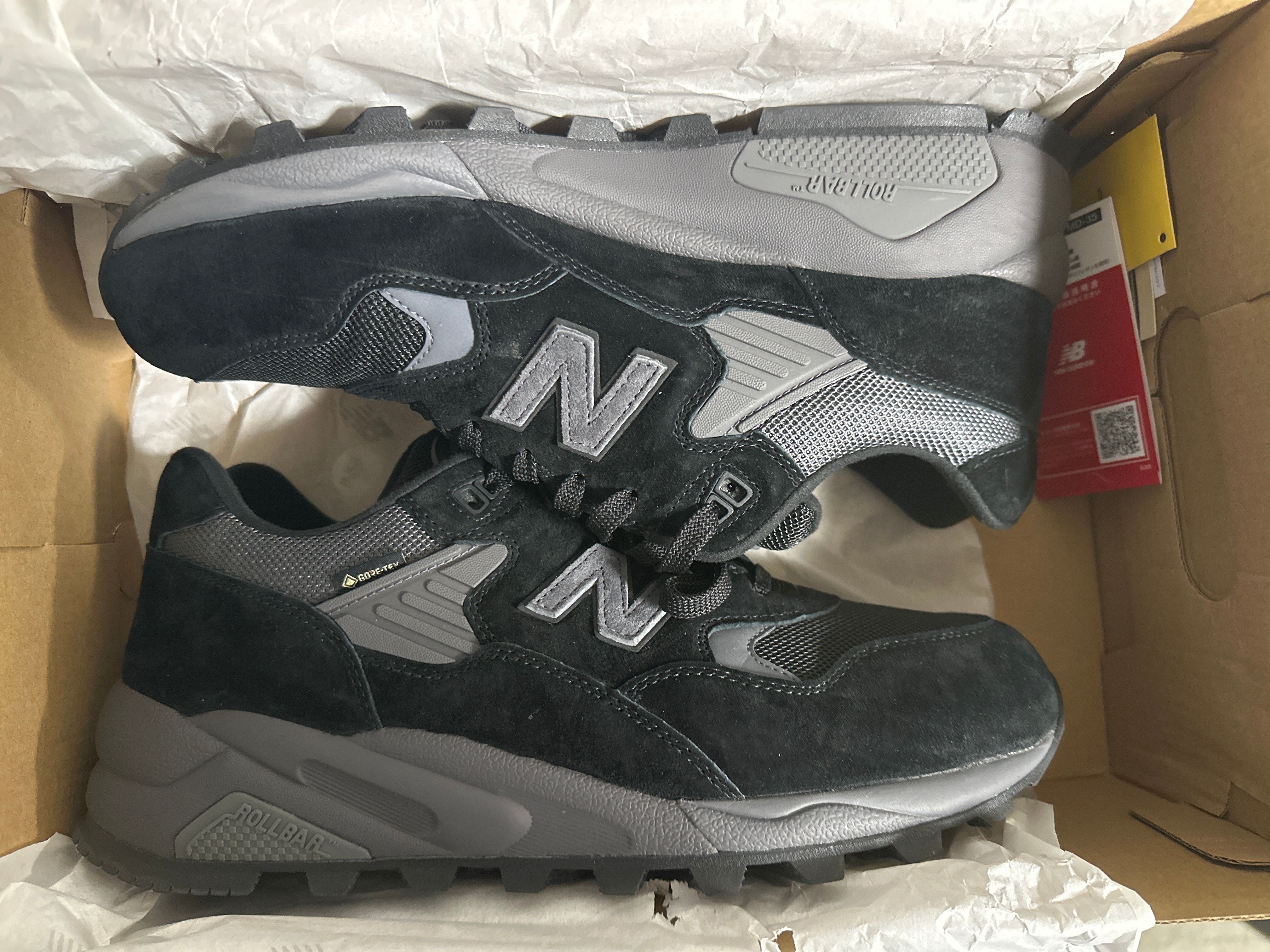 New Balance 580 GORE-TEX "Black/Magnet"