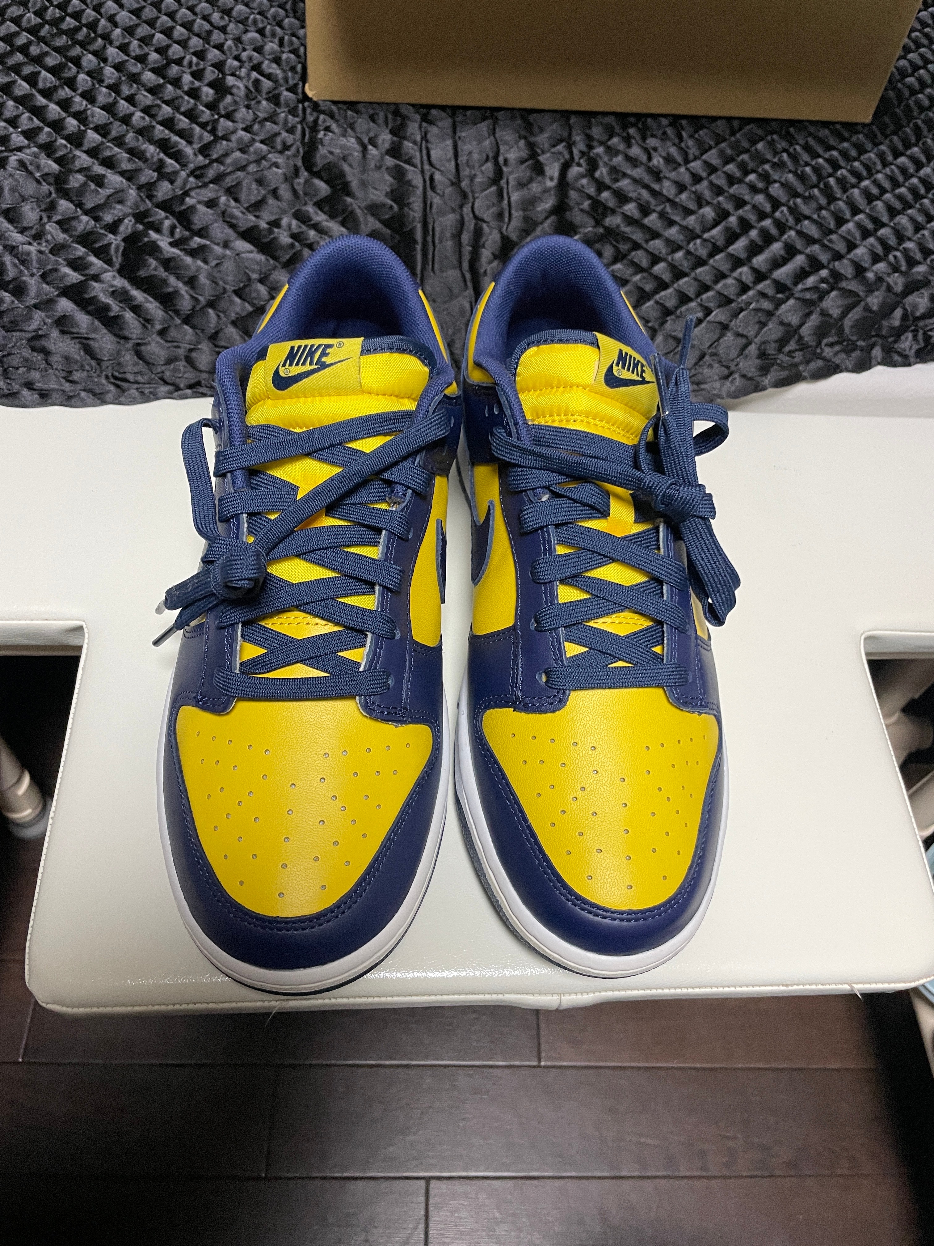 Nike Dunk Low "Michigan"