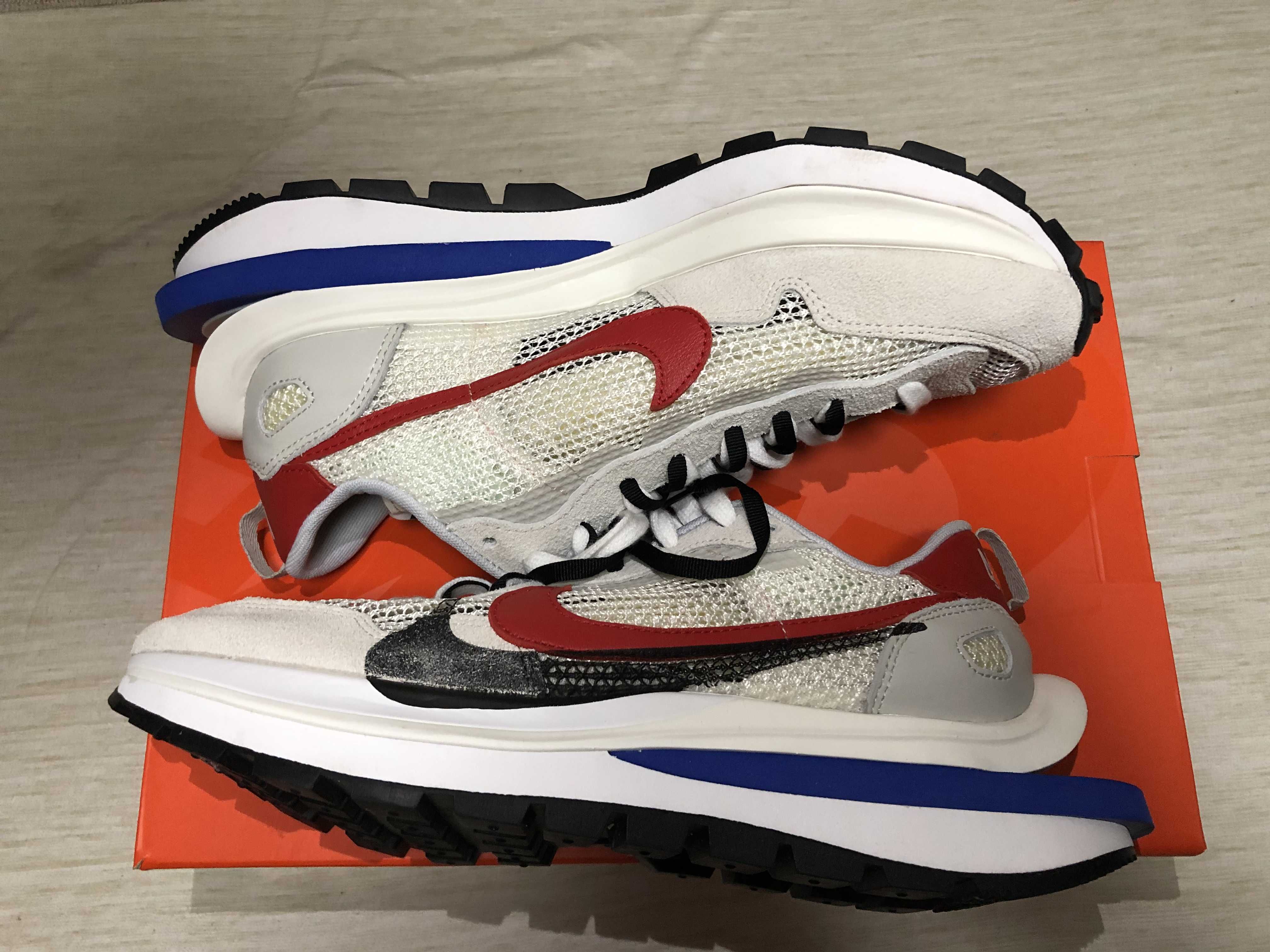 sacai × Nike Vapor Waffle "Royal Fuchsia"