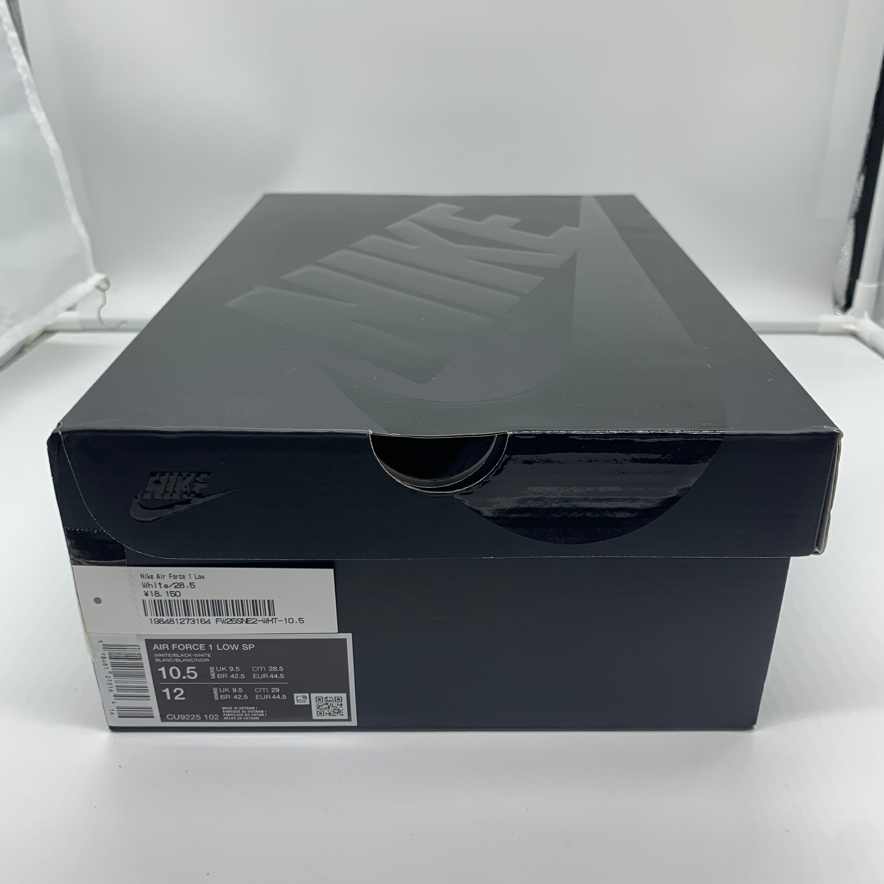 Supreme × Nike Air Force 1 Low "White/Black"