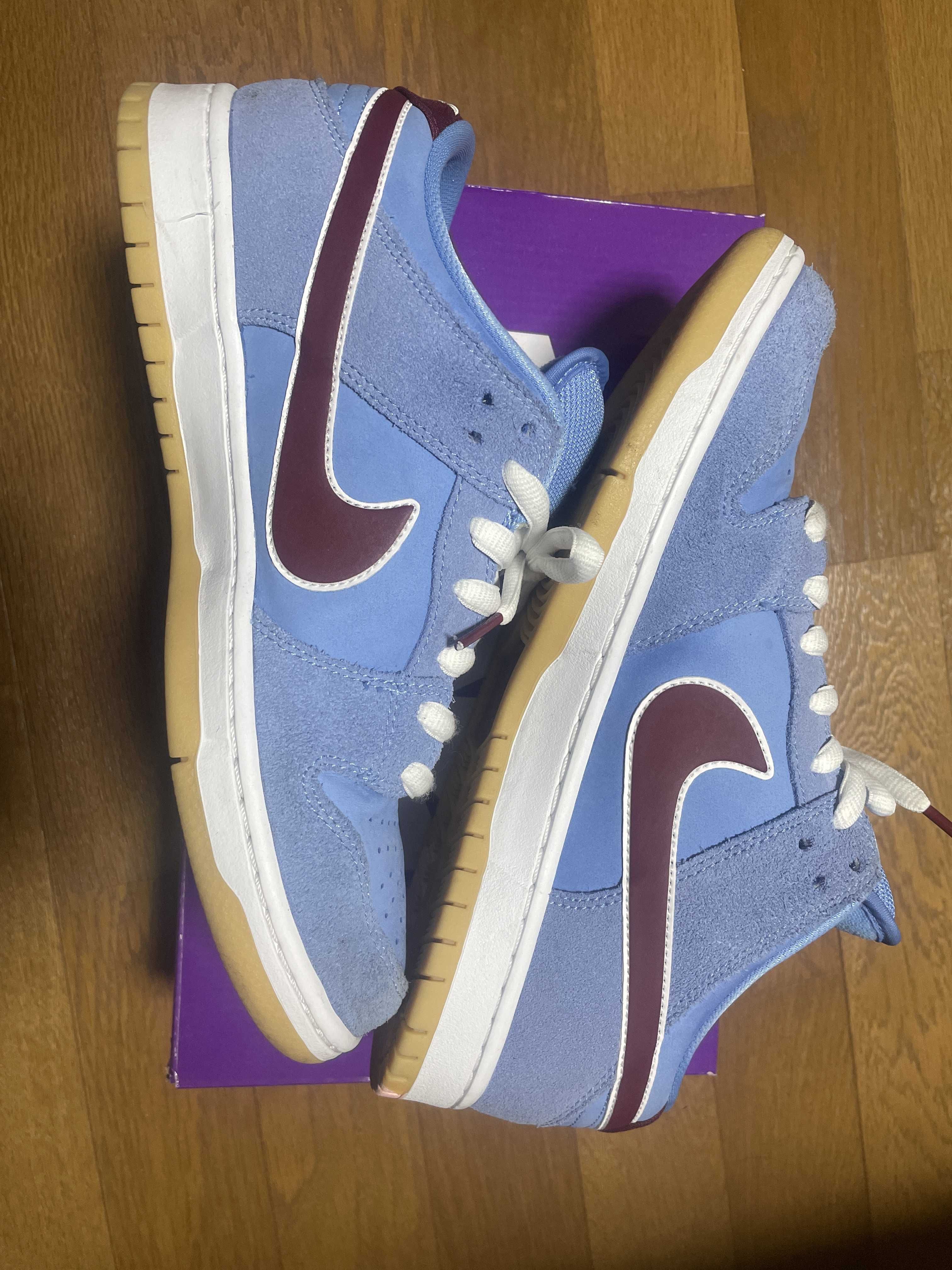 Nike SB Dunk Low Pro "Philadelphia Phillies/Valor Blue and Team Maroon"