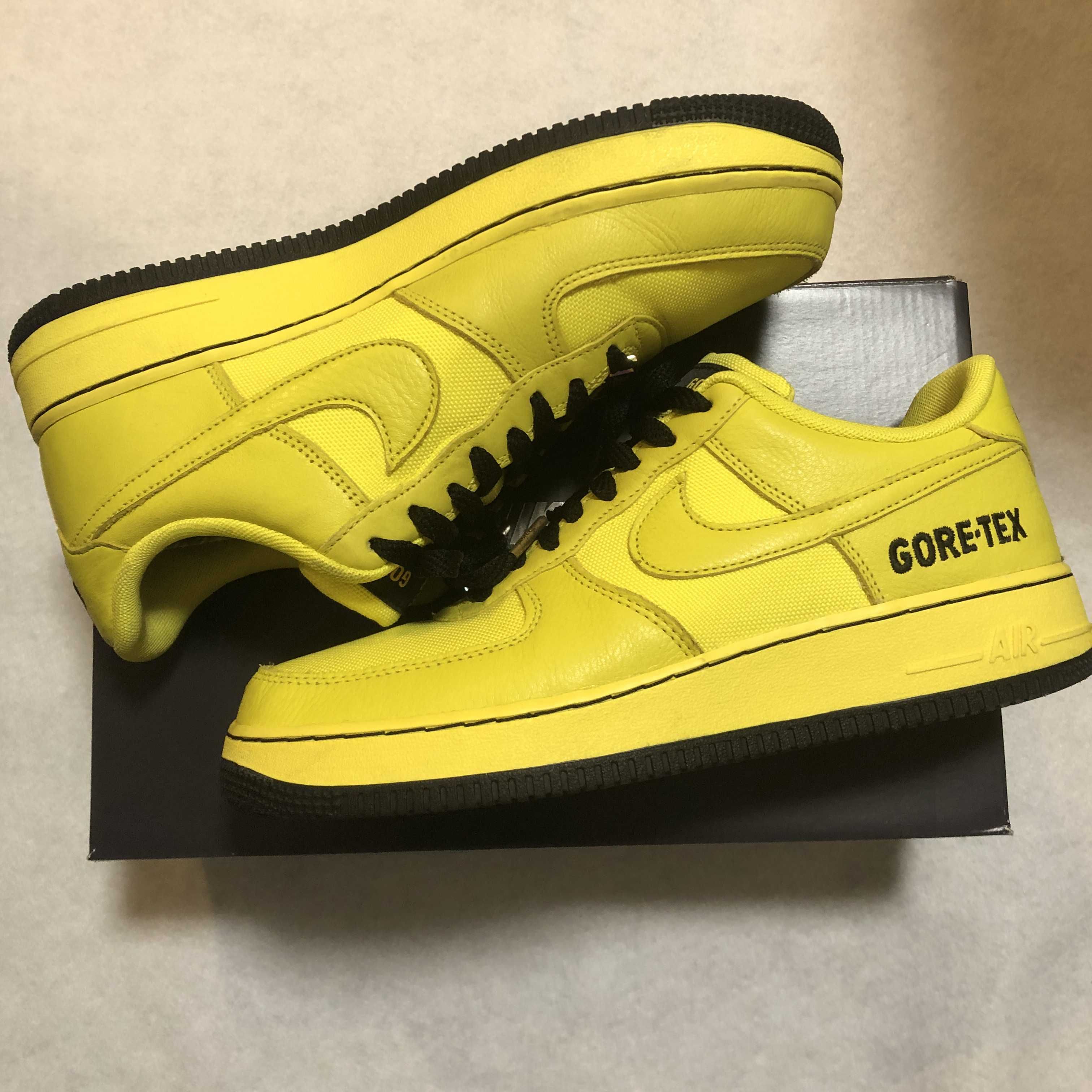 Nike Air Force 1 Low Gore-Tex "Dynamic Yellow"
