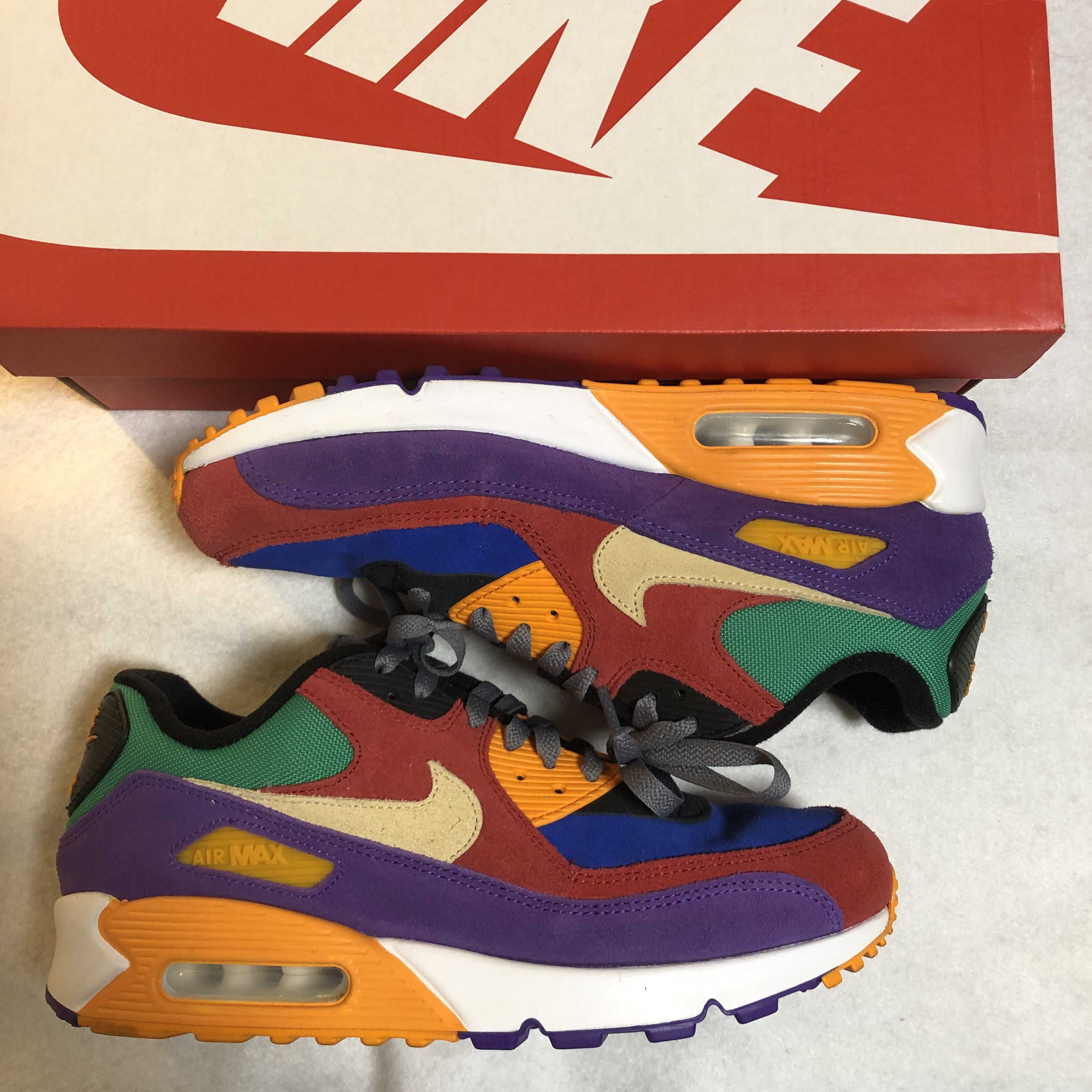 NIKE AIR MAX 90 "VIOTECH UNIVERSITYRED/PALE VANILLA/HYPER GRAPE"