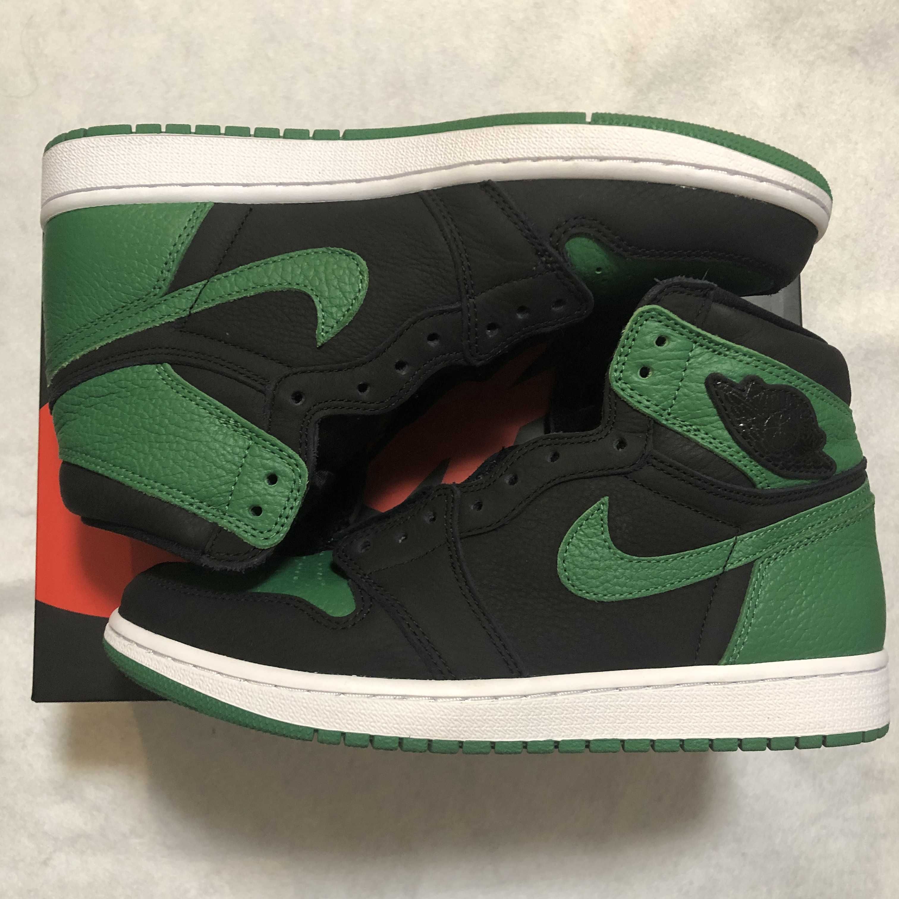 Nike Air Jordan 1 Retro High OG "Black/Pine Green" (2020)