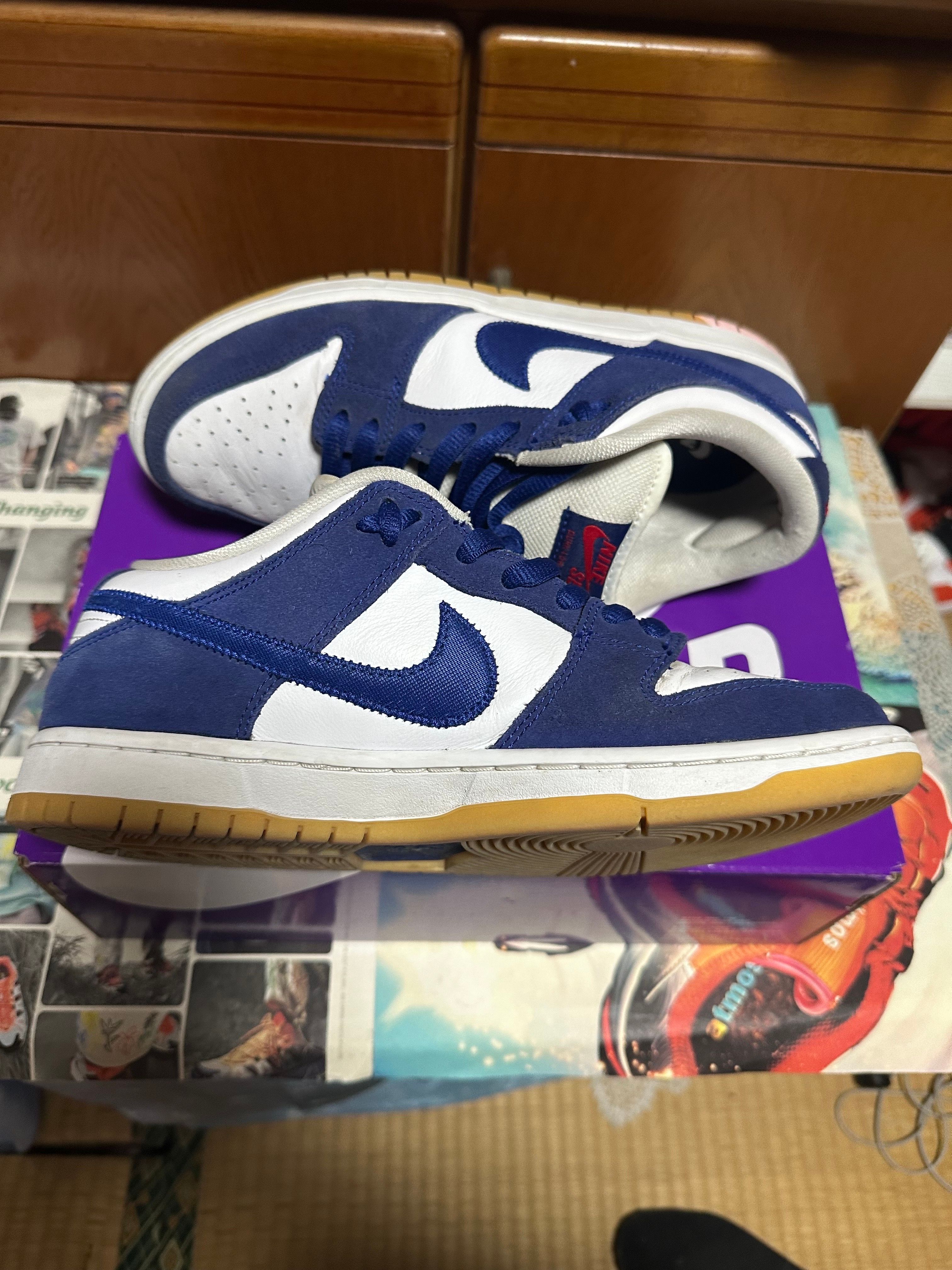 Nike SB Dunk Low "Los Angeles Dodgers/Deep Royal Blue"