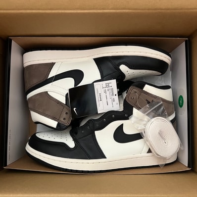 Nike Air Jordan 1 High OG "Sail/Dark Mocha/Black"
