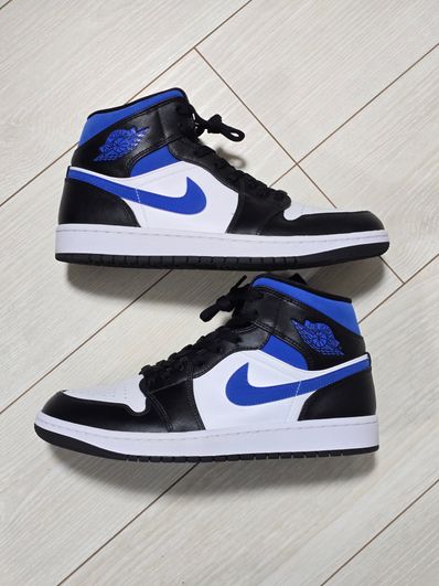 Nike Air Jordan 1 Mid "Royal"