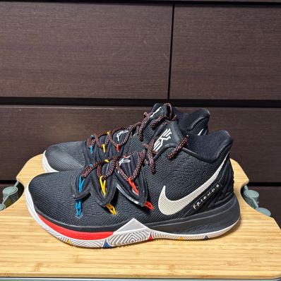 Nike Kyrie 5 Freinds