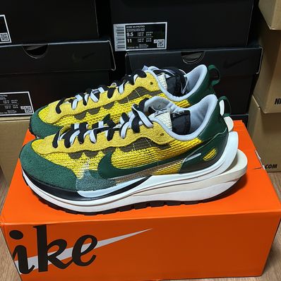 sacai × Nike Vapor Waffle "Tour Yellow/Stadium Green-Sail"