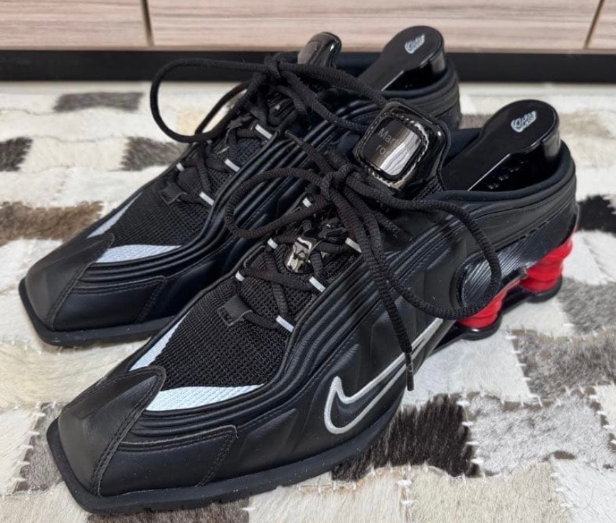 Martine Rose × Nike Women's Shox MR4 "Black/Metallic Silver Comet Red"