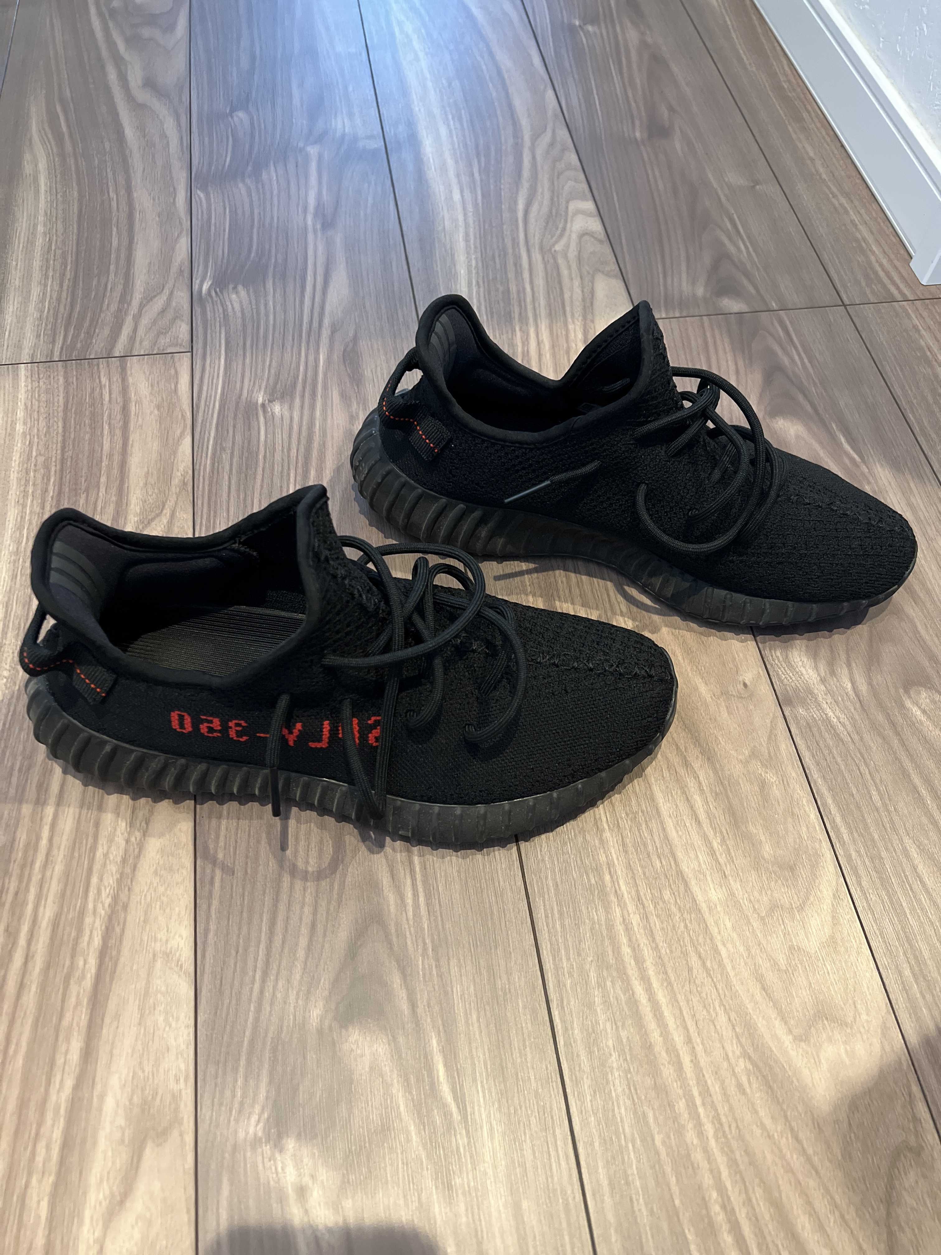 adidas YEEZY Boost 350 V2 "Core Black/Red" (2020)