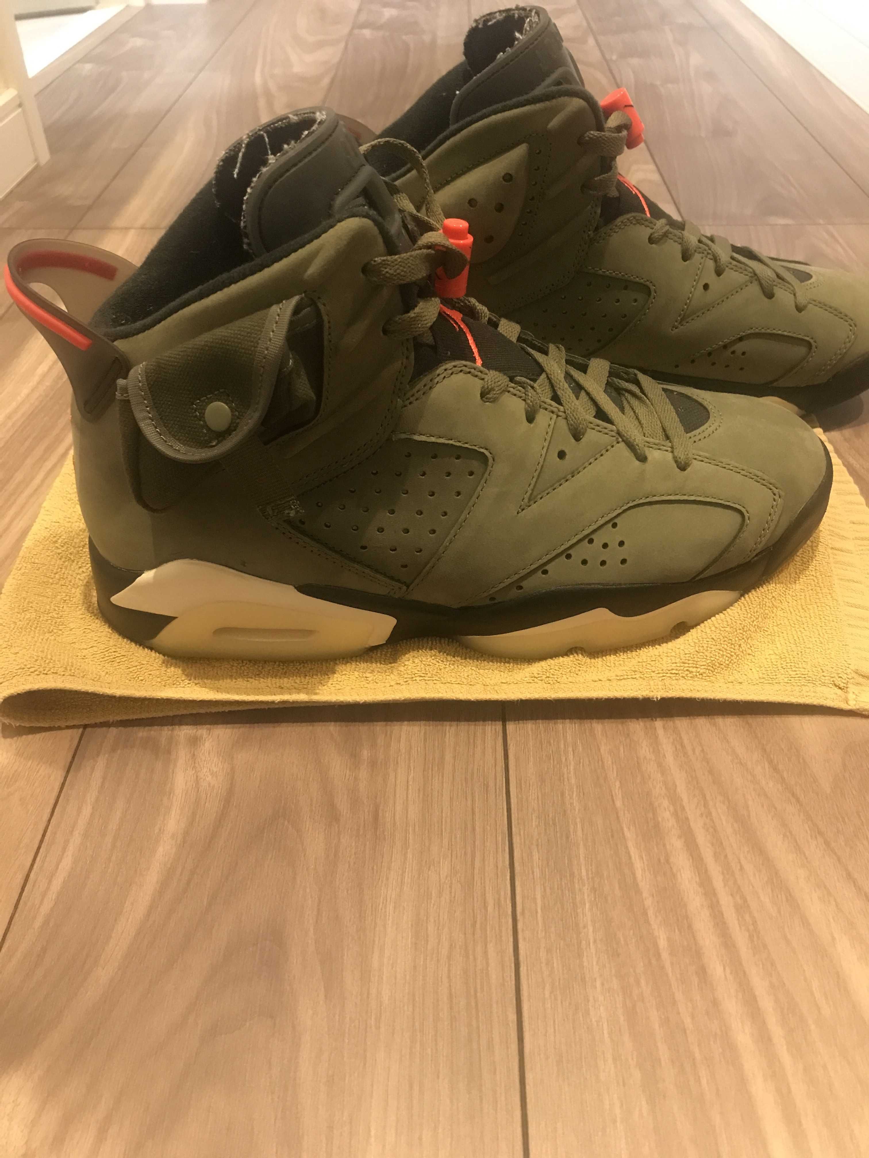 Travis Scott × Nike Air Jordan 6 Retro "Medium Olive"