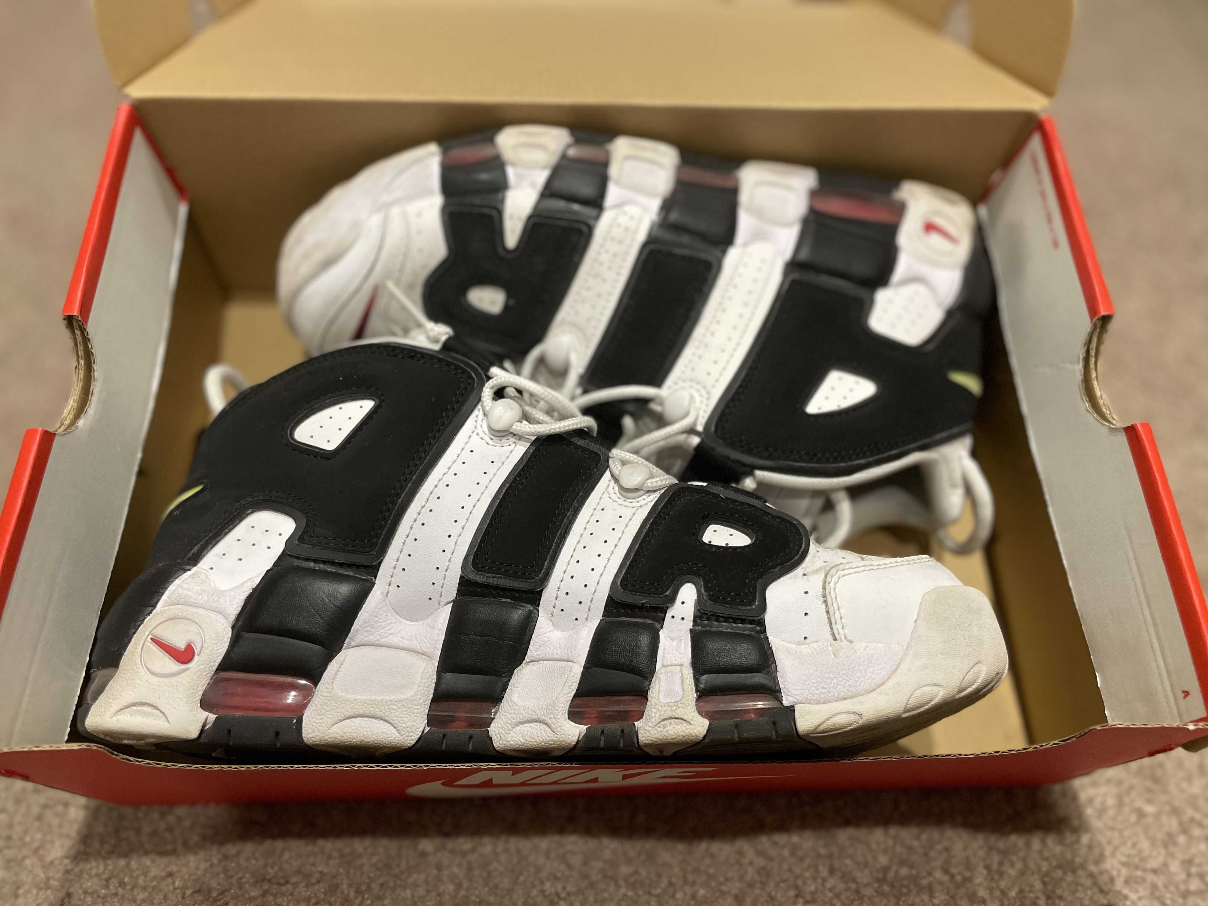 NIKE AIR MORE UPTEMPO "WHITE/BLACK/UNIVERSITY RED"(2020)