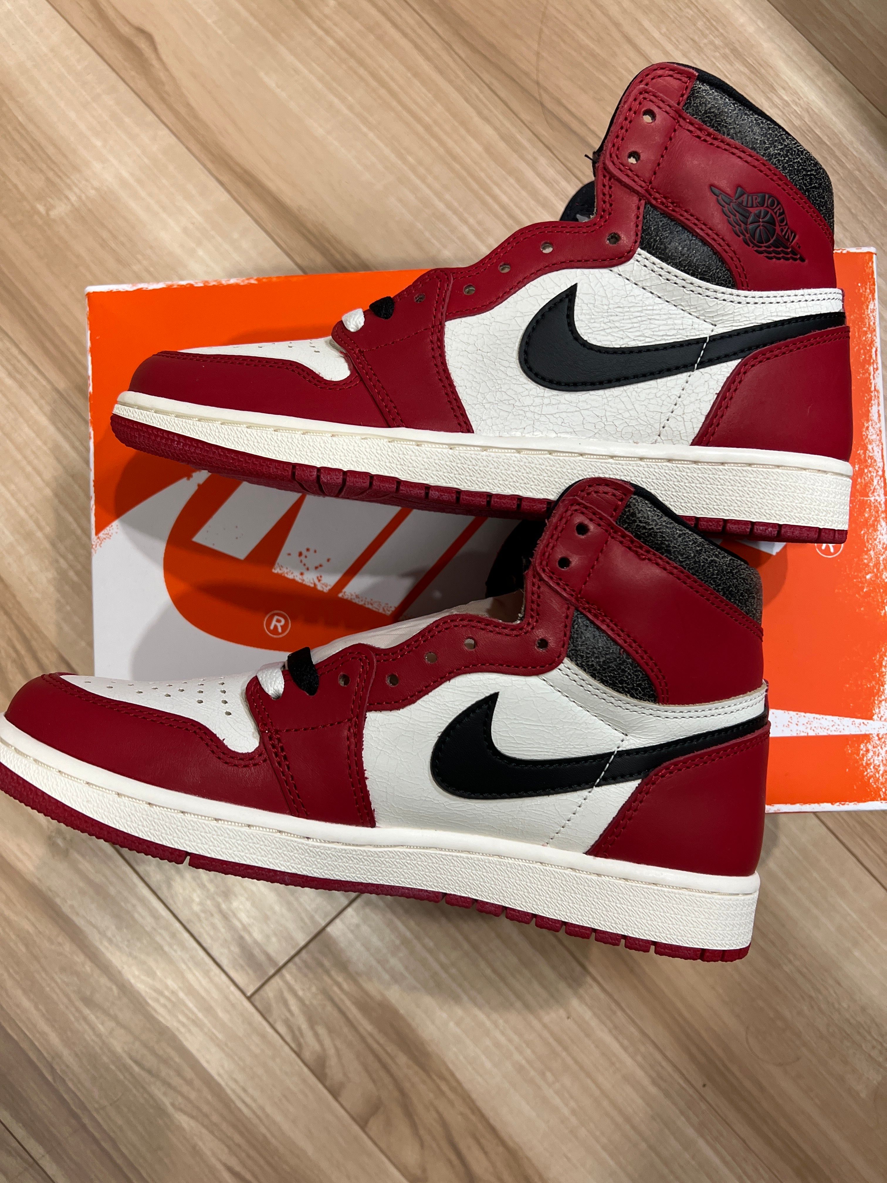 Nike Air Jordan 1 High OG "Lost & Found/Chicago"