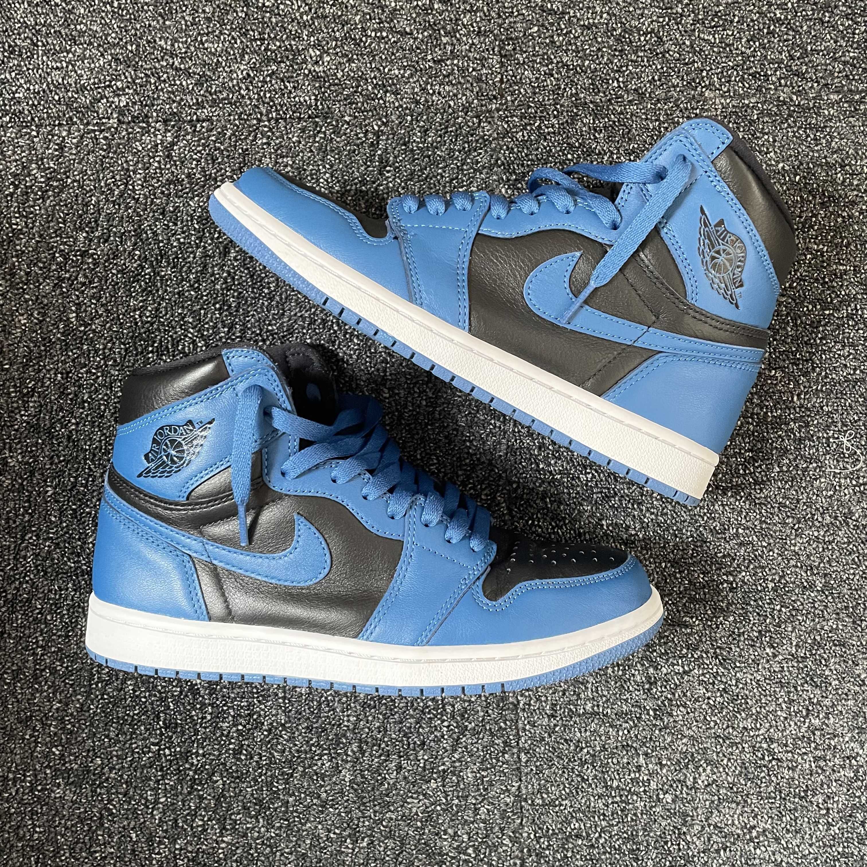 Nike Air Jordan 1 Retro High OG "Dark Marina Blue"