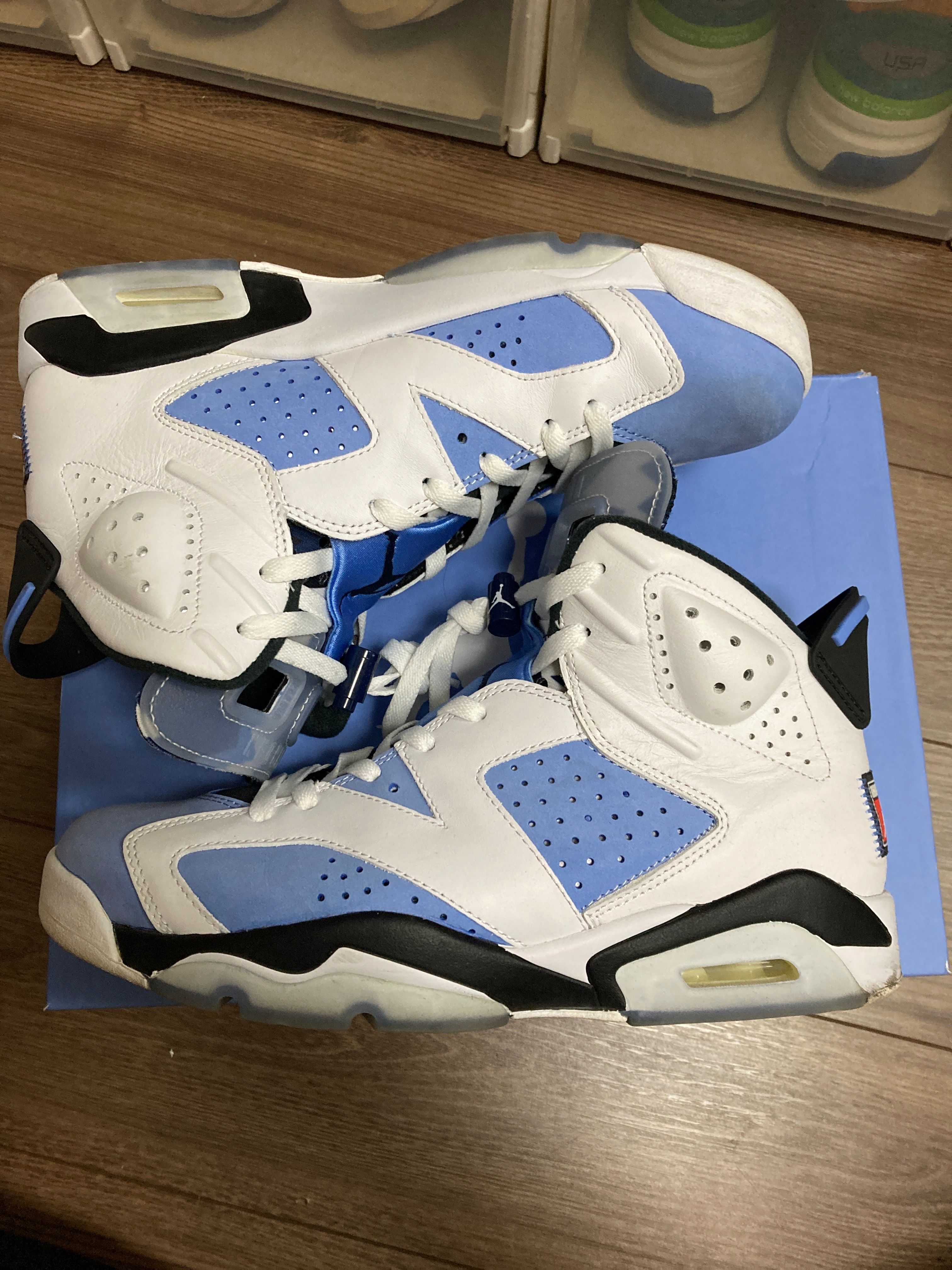 Nike Air Jordan 6 "UNC"