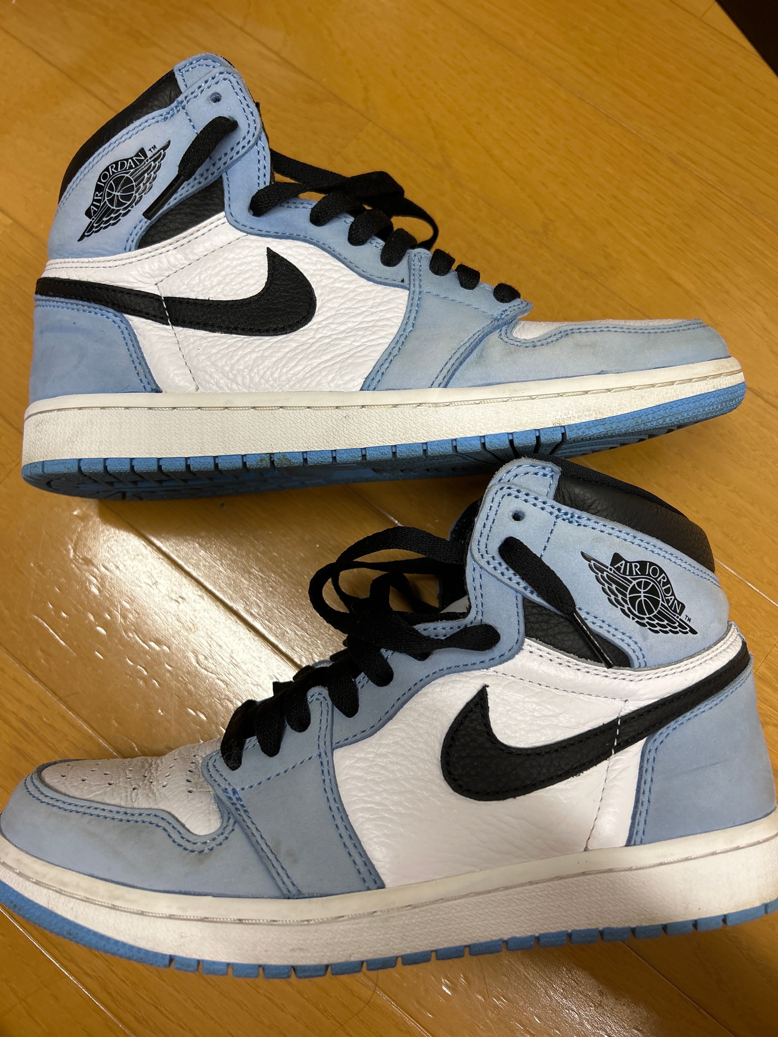Nike Air Jordan 1 High OG "University Blue"