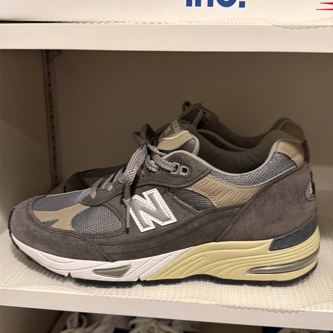 New Balance M991UKF Flimby Catalogue Pack "Grey/White"