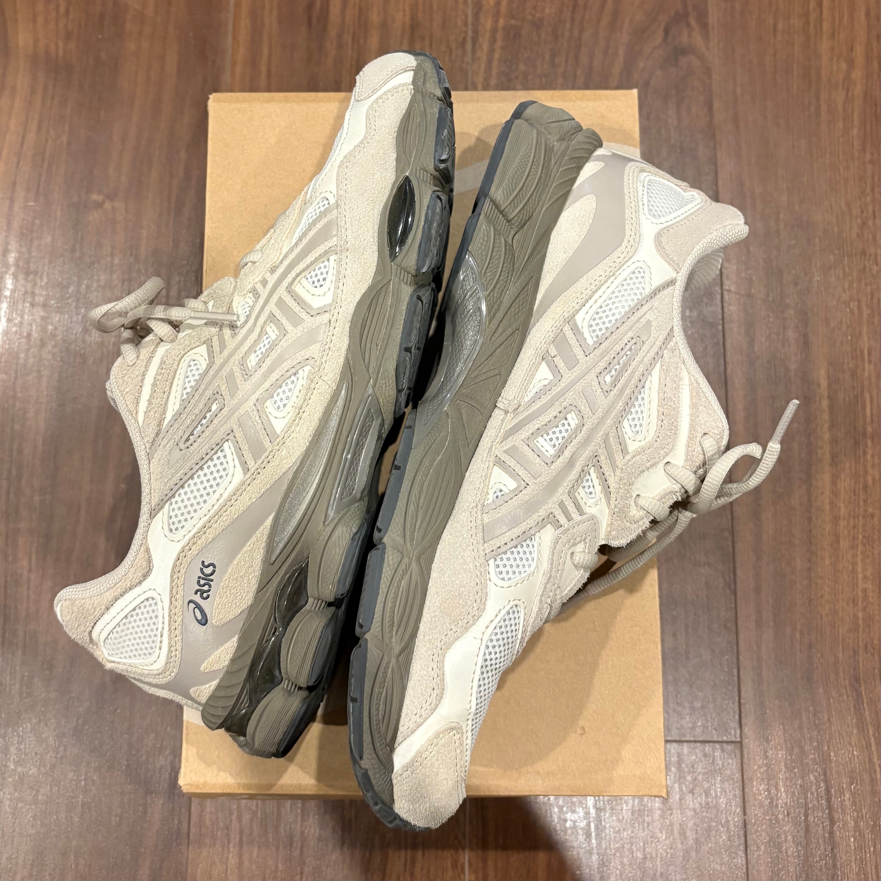 アシックス ゲルNYC "クリーム/パテ"