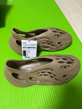 adidas yeezy foam runner 25.5cm gv6842 villa-cesare.com