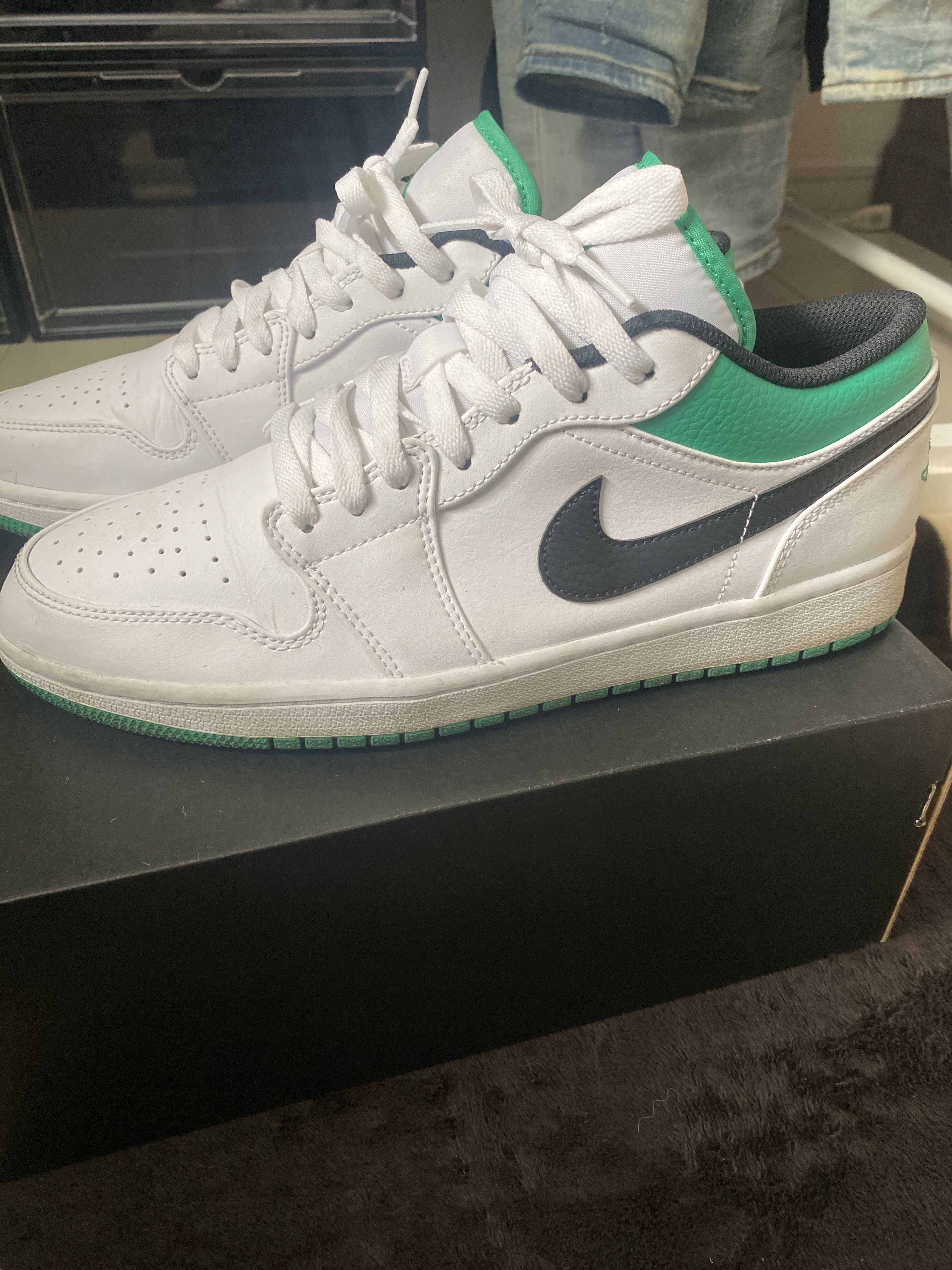 Nike Air Jordan 1 Low "Stadium Green"