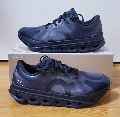 Slam Jam × On Cloudflow 5 "Gull/Black"